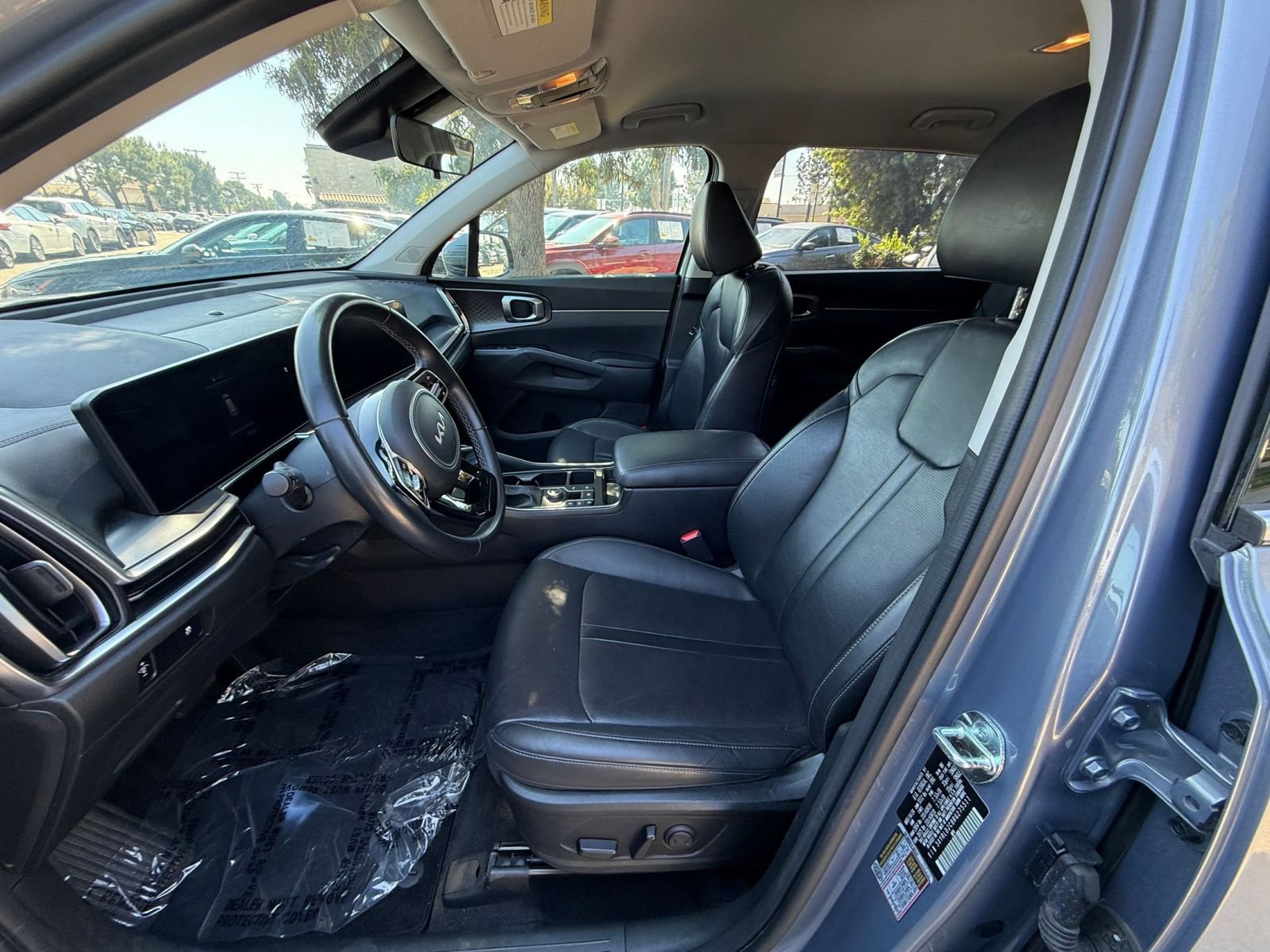 Thumbnail: 2024 Kia Sorento - 25