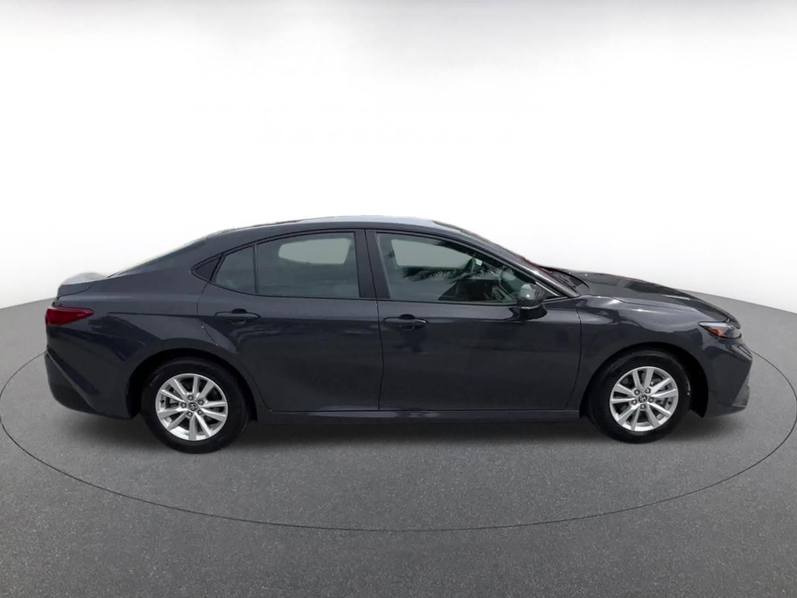 Thumbnail: 2025 Toyota Camry - 16