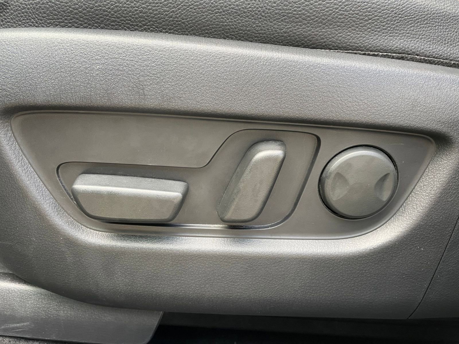 Thumbnail: 2025 Mazda CX-90 - 24