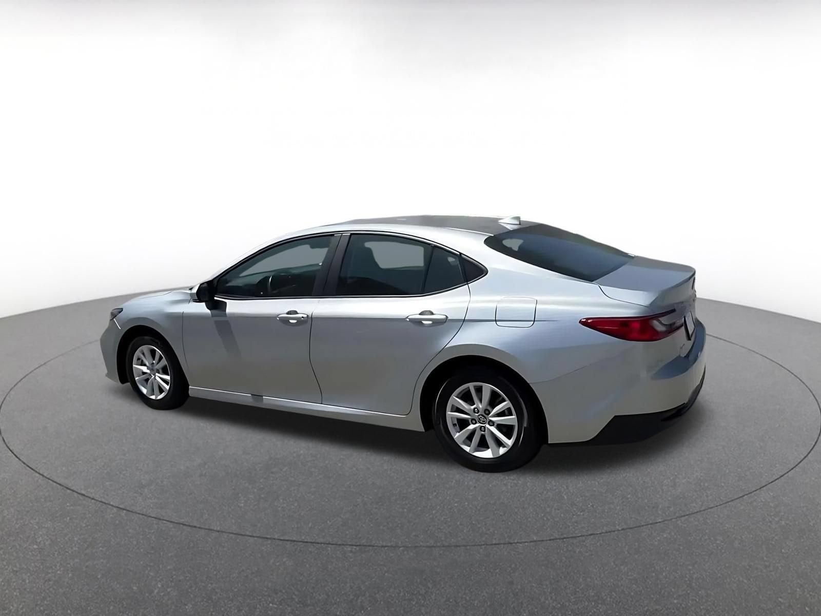 Thumbnail: 2025 Toyota Camry - 9