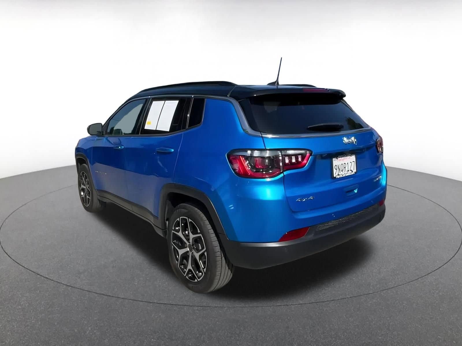 Thumbnail: 2025 Jeep Compass - 11
