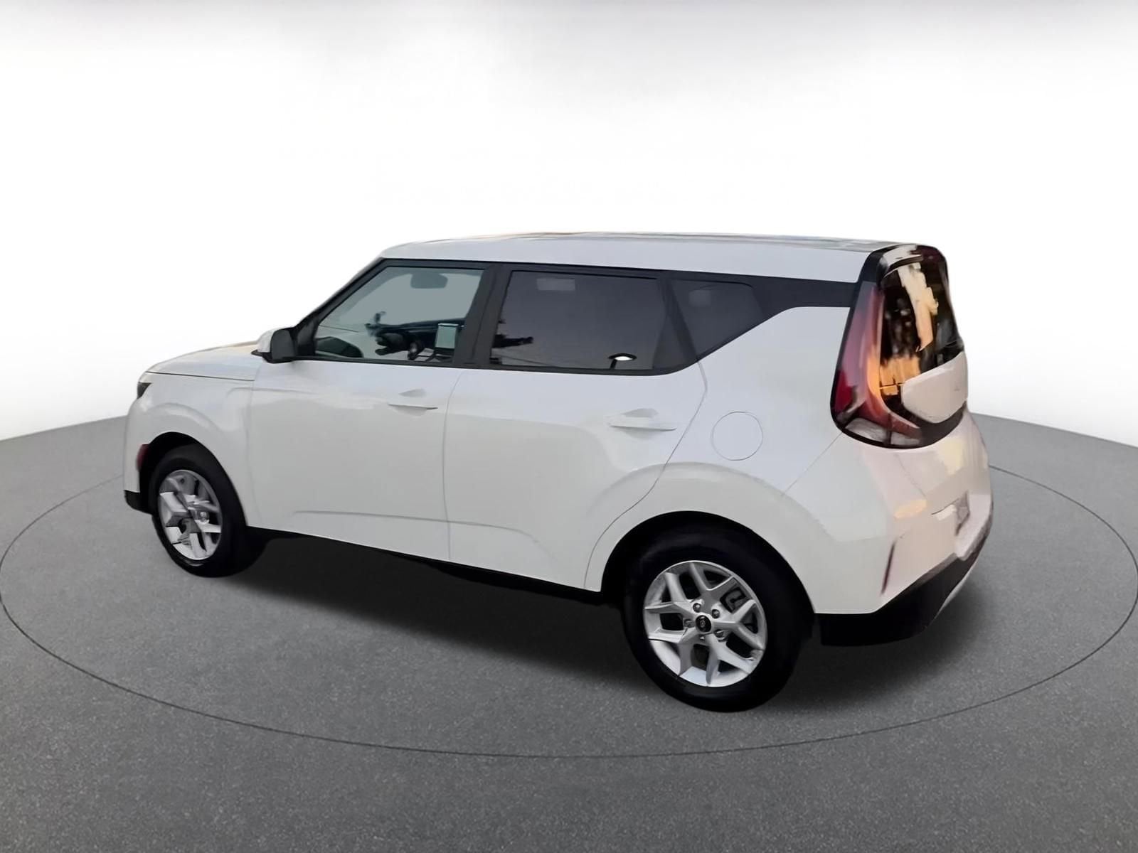 Thumbnail: 2025 Kia Soul - 10