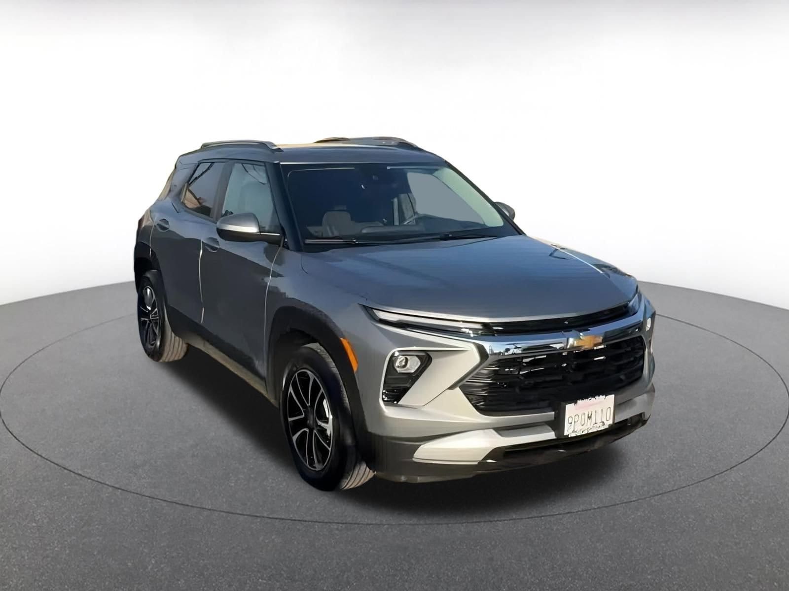 Thumbnail: 2025 Chevrolet TrailBlazer - 3
