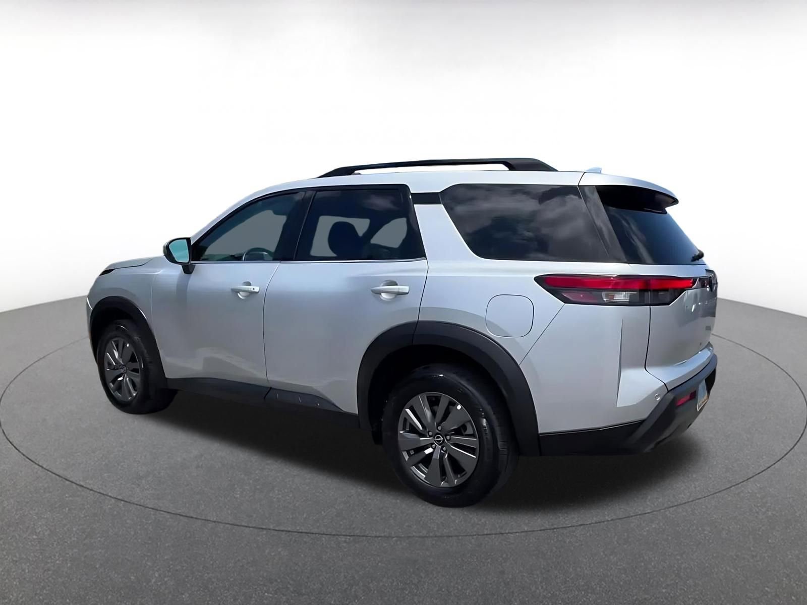 Thumbnail: 2025 Nissan Pathfinder - 10
