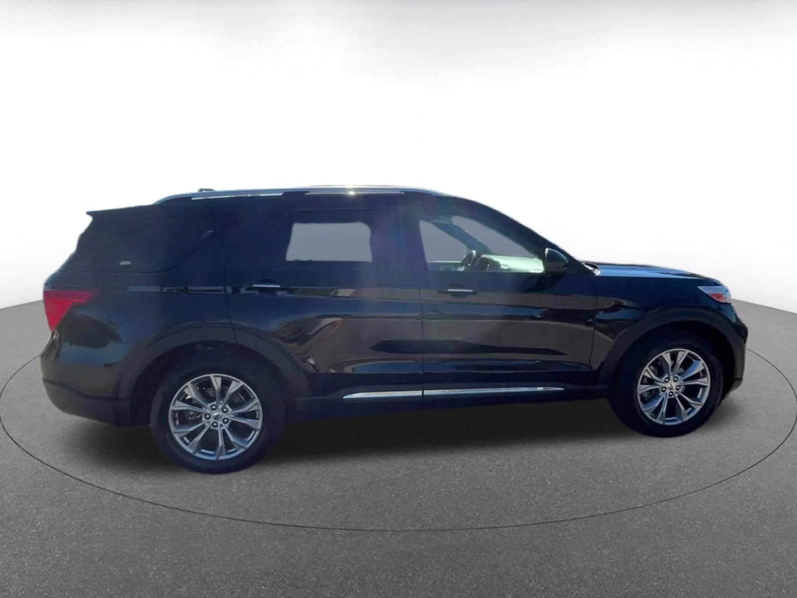 Thumbnail: 2023 Ford Explorer - 16