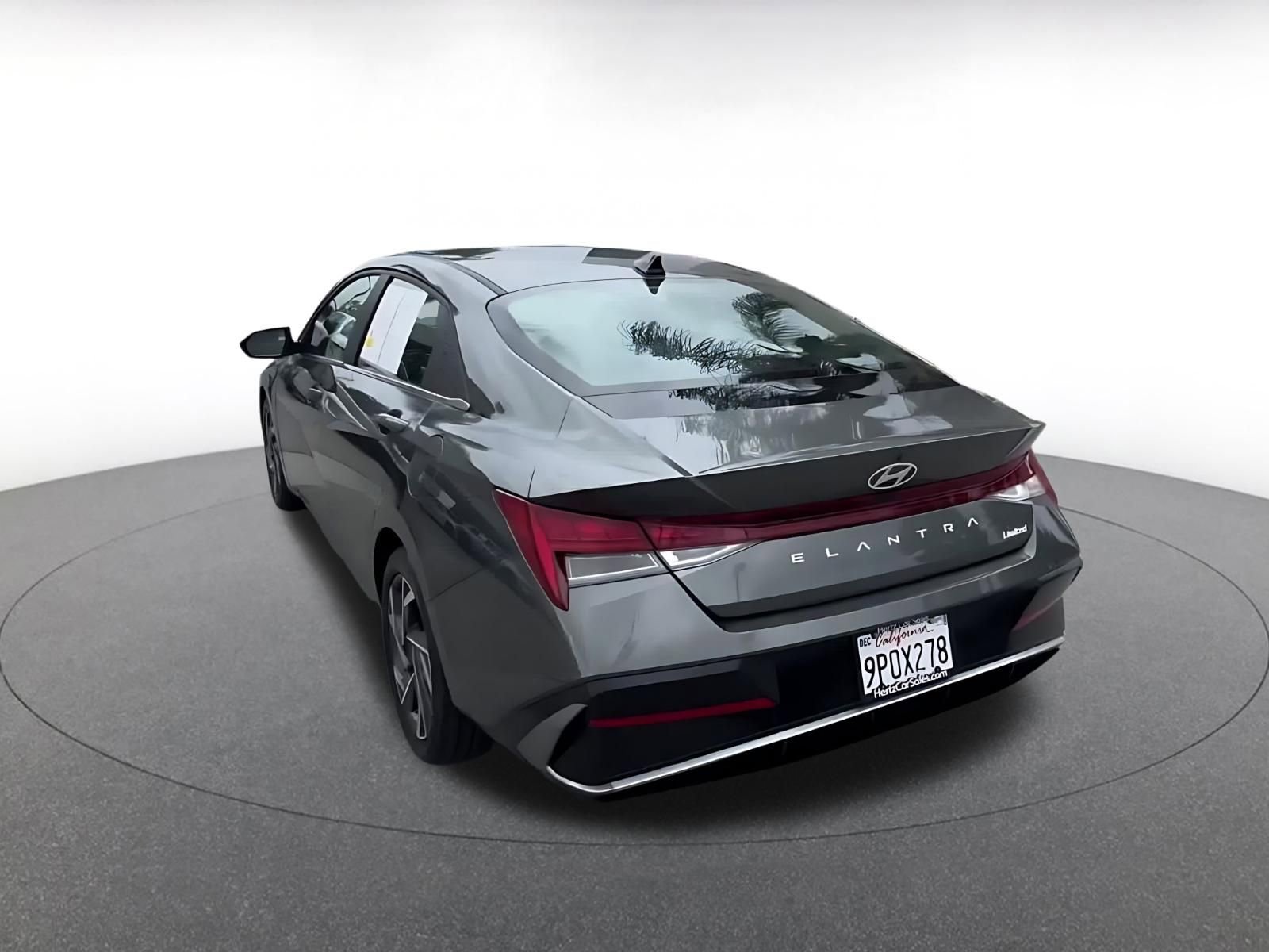 Thumbnail: 2025 Hyundai Elantra - 11