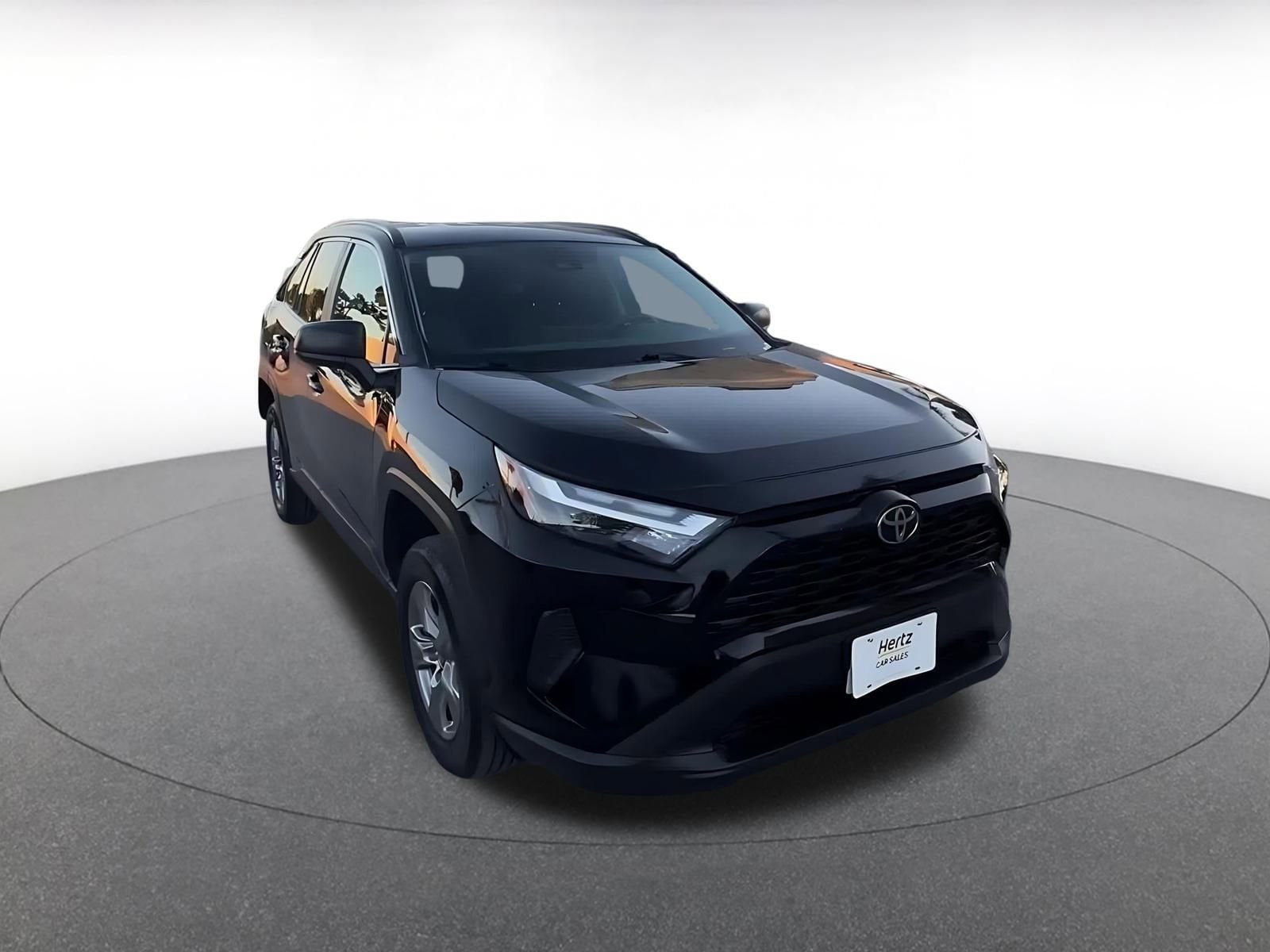 Thumbnail: 2025 Toyota RAV4 - 3