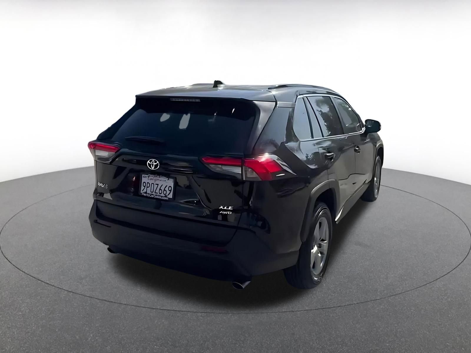 Thumbnail: 2025 Toyota RAV4 - 14