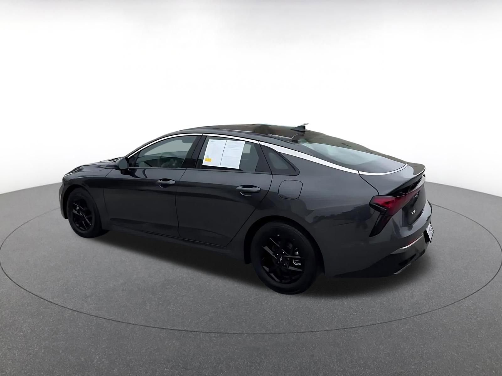Thumbnail: 2025 Kia K5 - 10