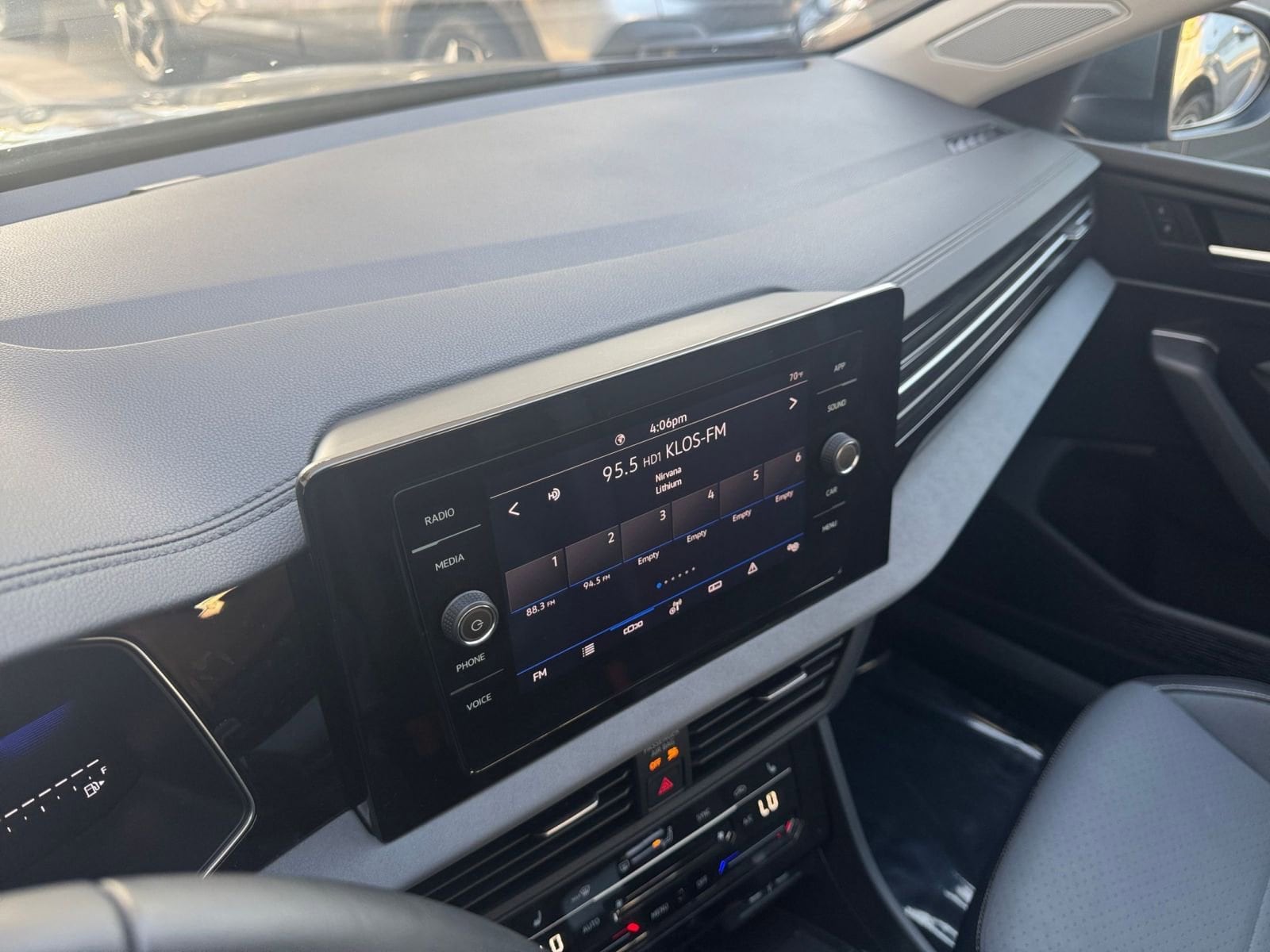 Thumbnail: 2025 Volkswagen Jetta - 18