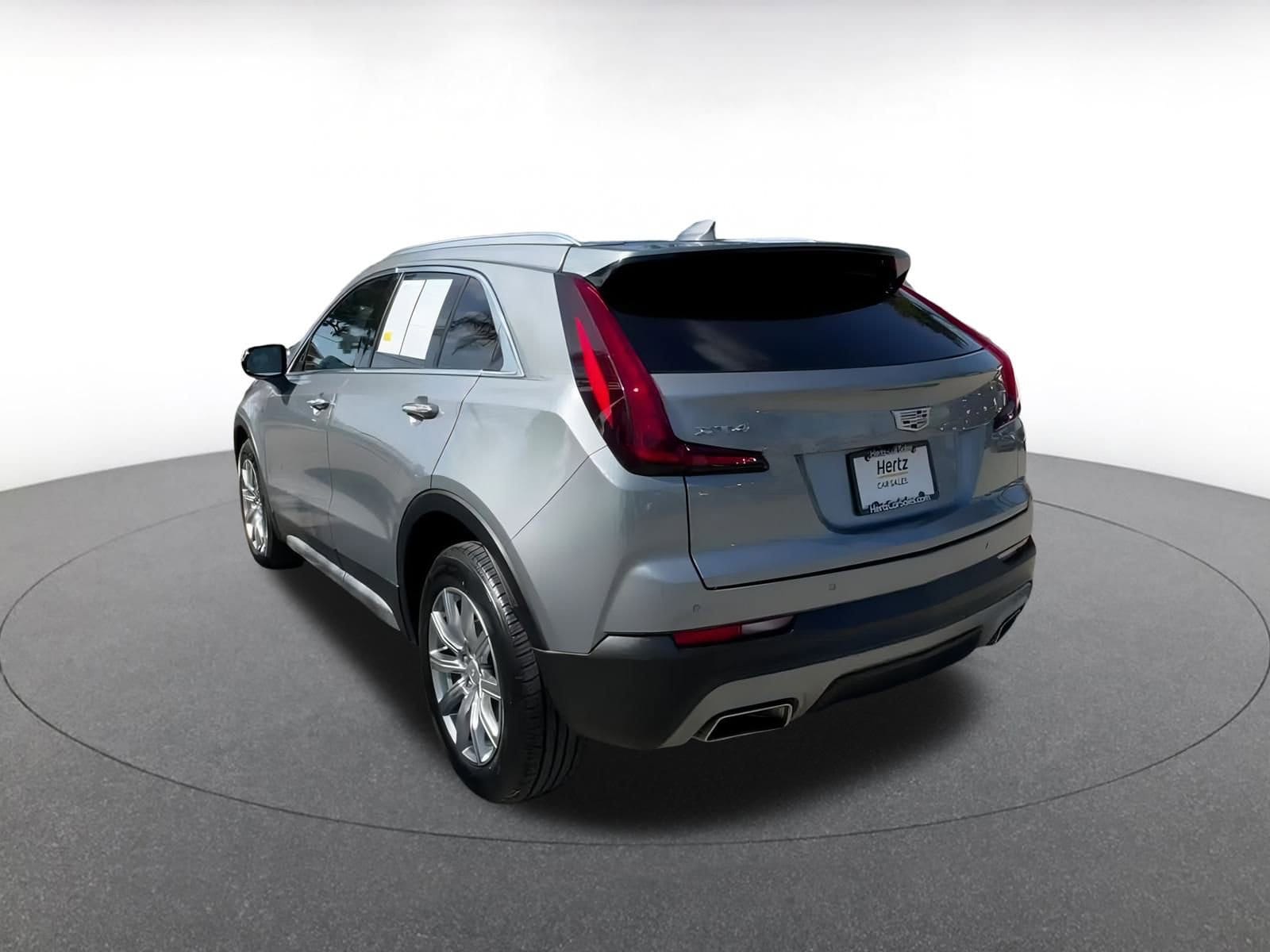 Thumbnail: 2023 Cadillac XT4 - 11