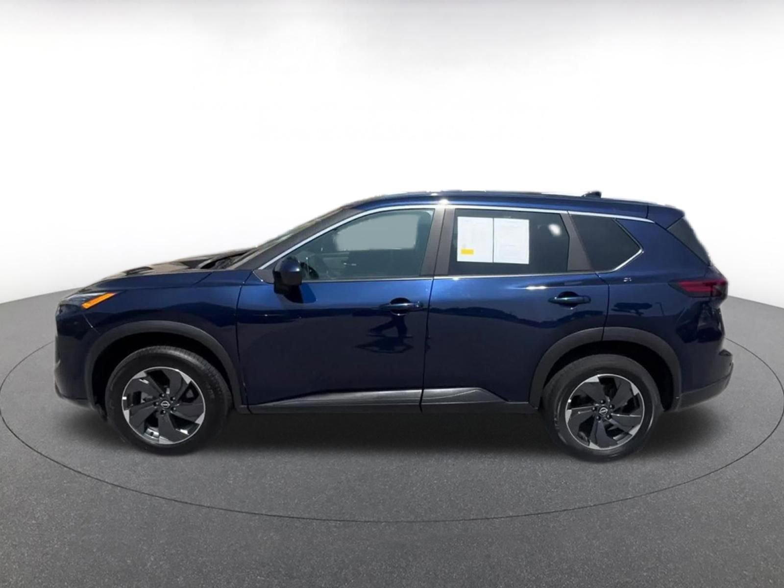 Thumbnail: 2025 Nissan Rogue - 9