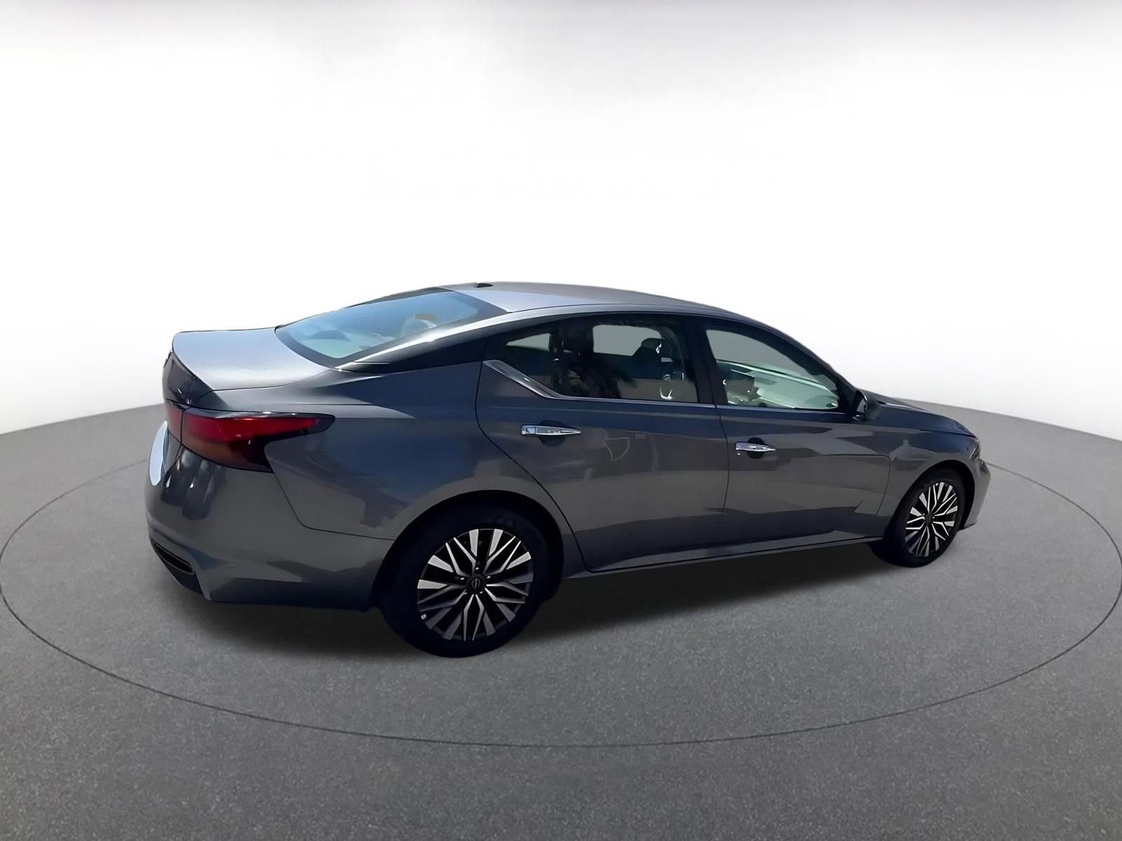 Thumbnail: 2025 Nissan Altima - 15