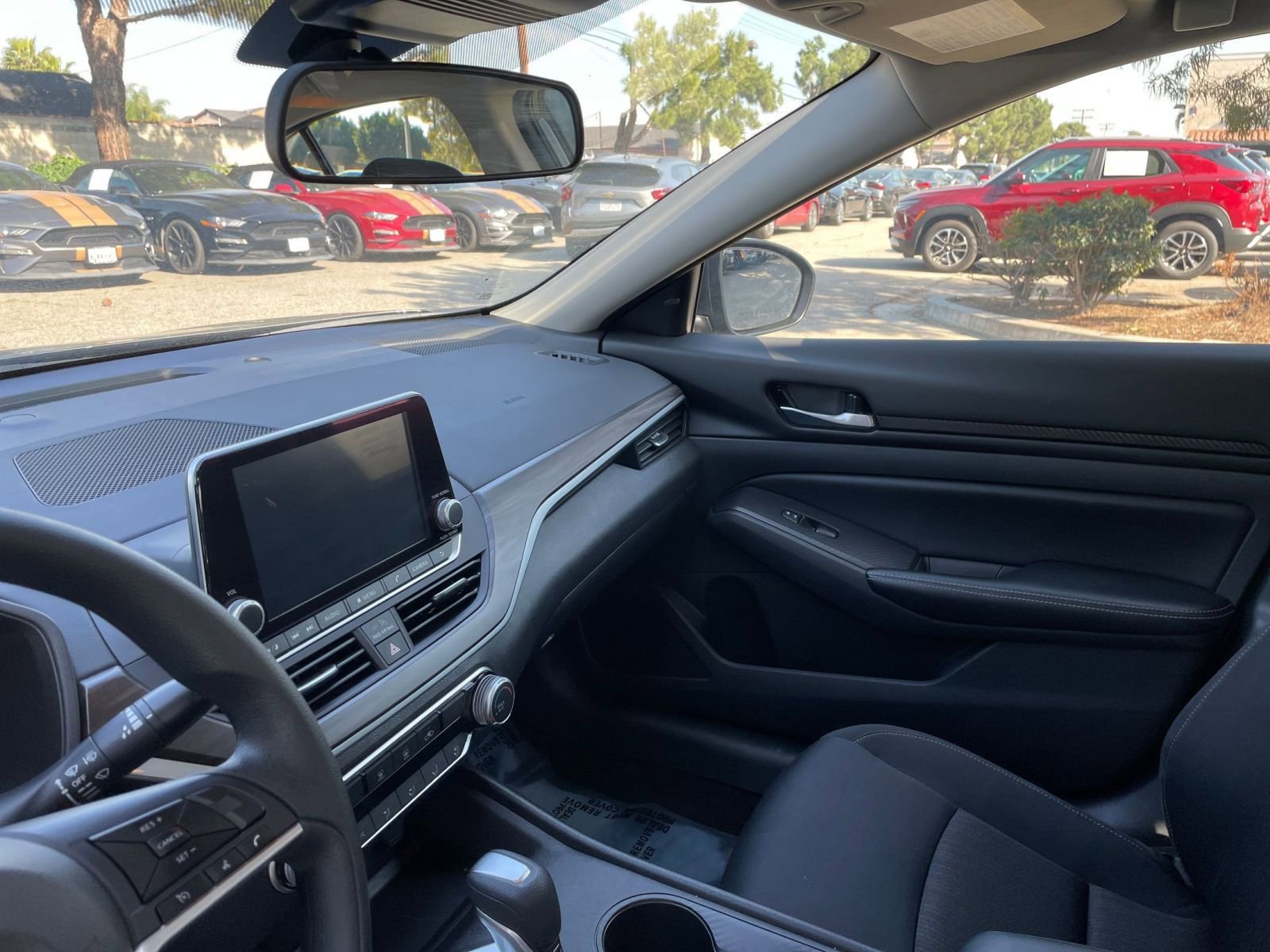 Thumbnail: 2025 Nissan Altima - 32