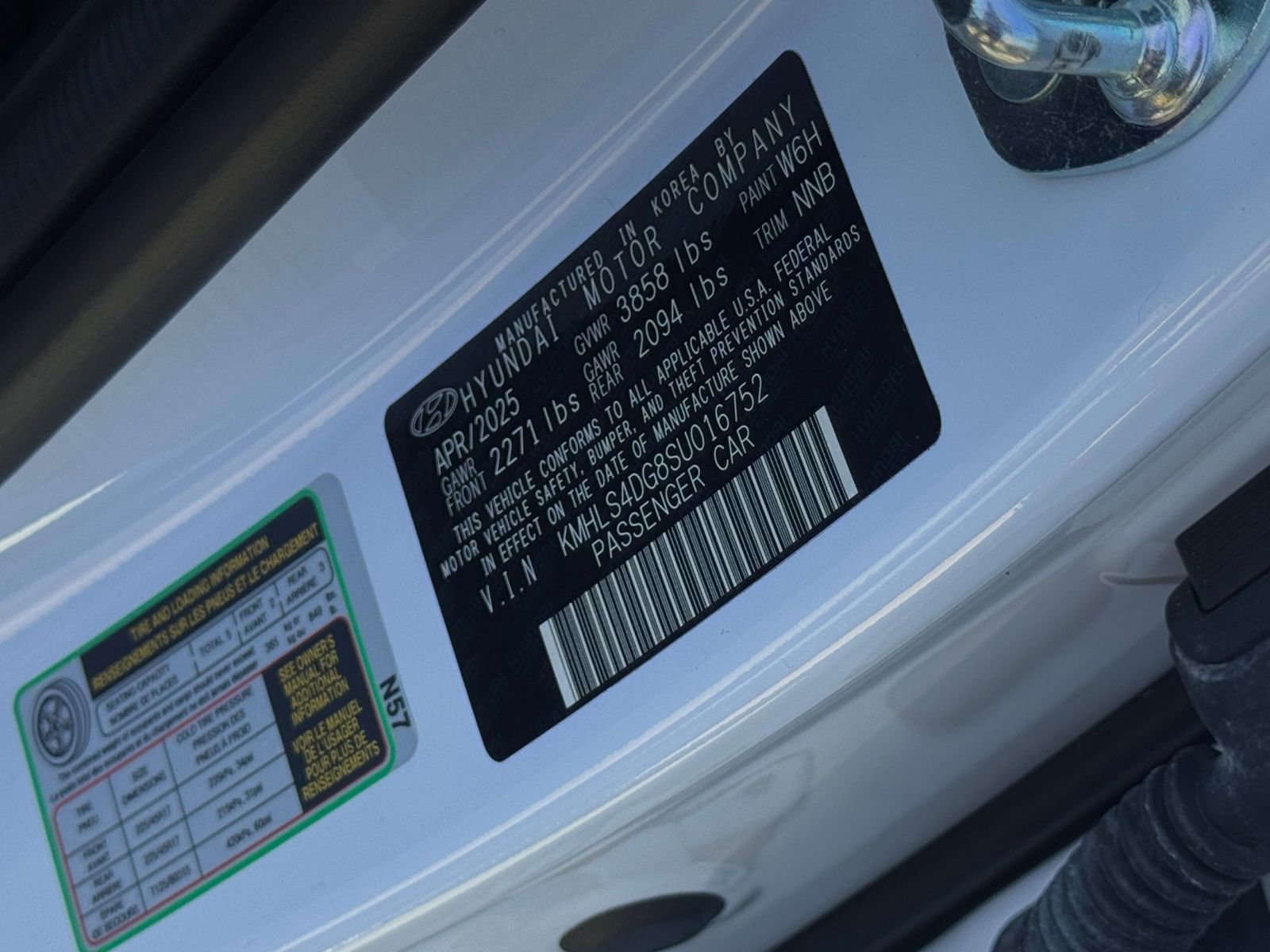 Thumbnail: 2025 Hyundai Elantra - 31