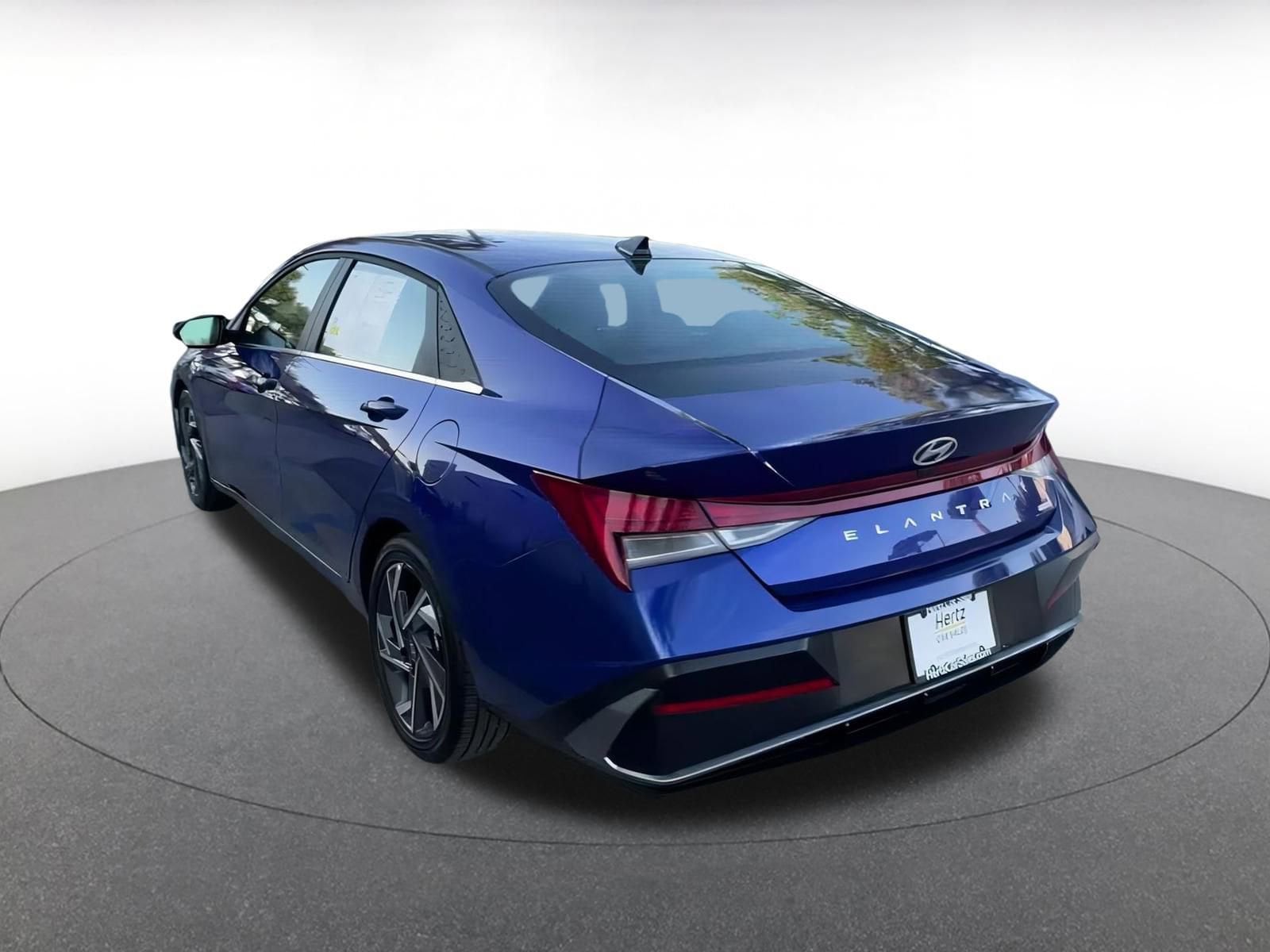 Thumbnail: 2025 Hyundai Elantra - 11