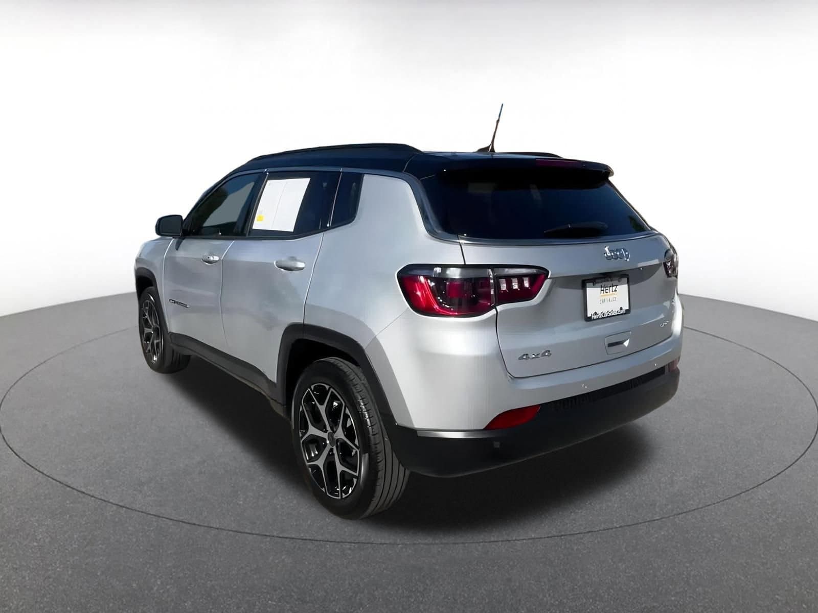 Thumbnail: 2025 Jeep Compass - 11