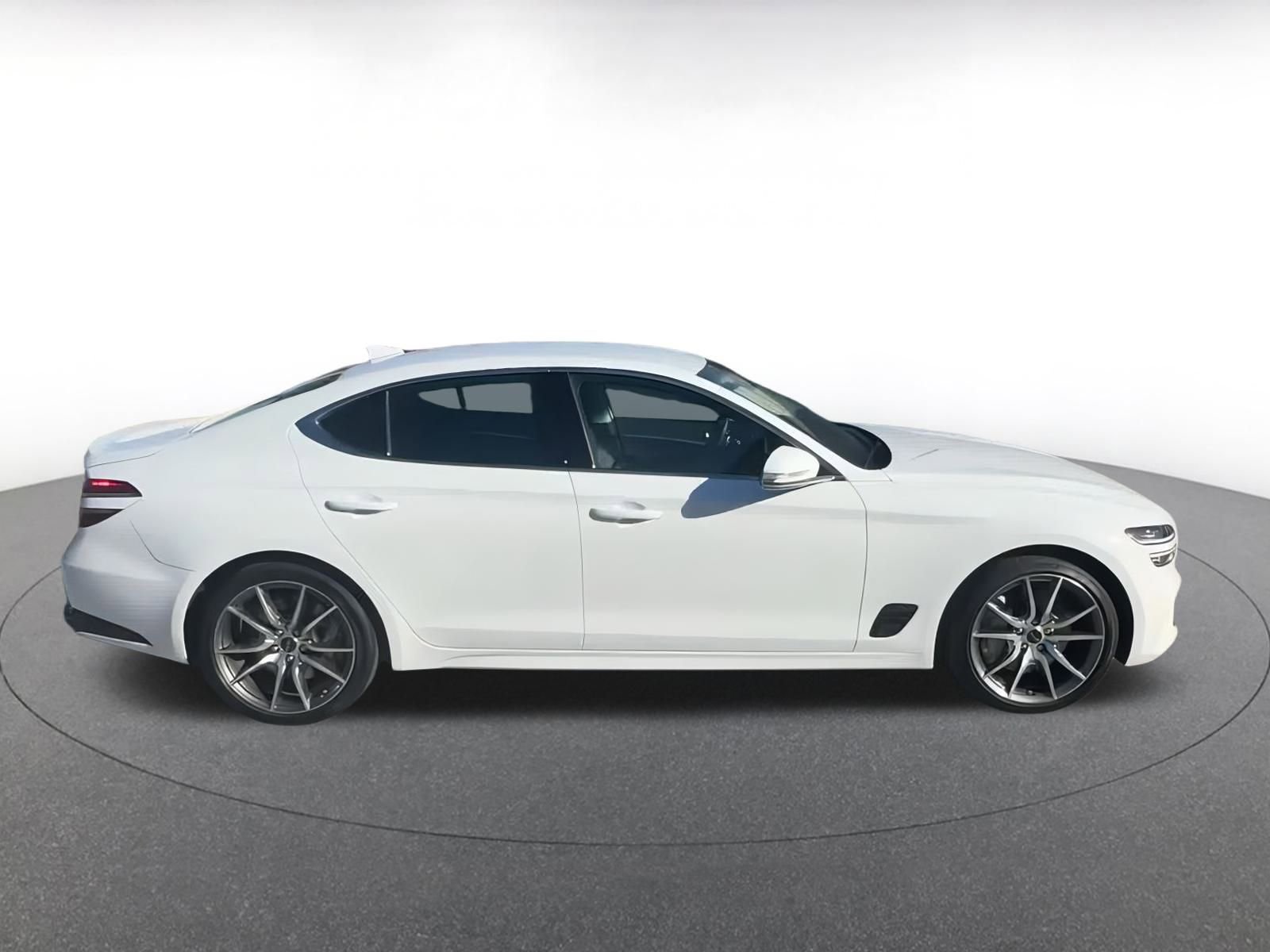 Thumbnail: 2025 Genesis G70 - 16