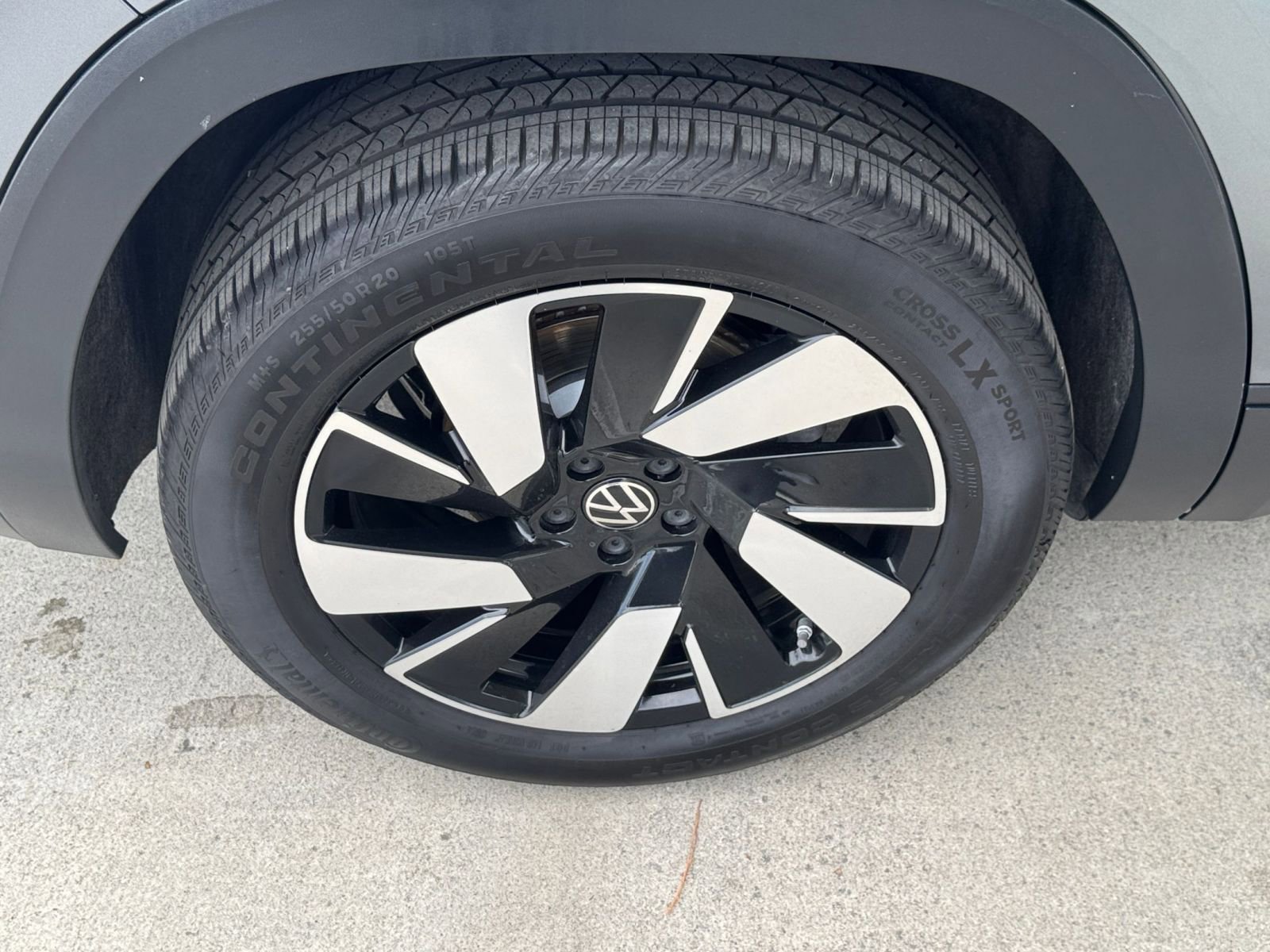 Thumbnail: 2025 Volkswagen Atlas - 30