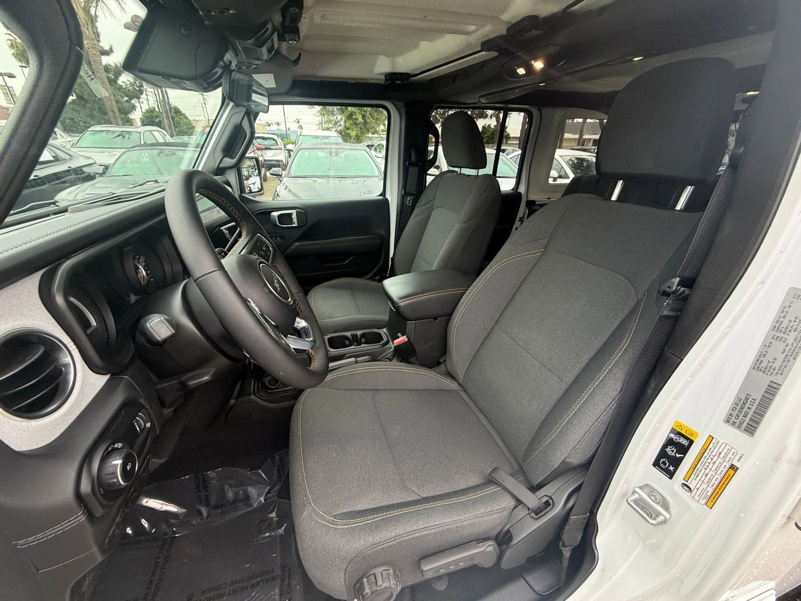 Thumbnail: 2025 Jeep Wrangler - 32