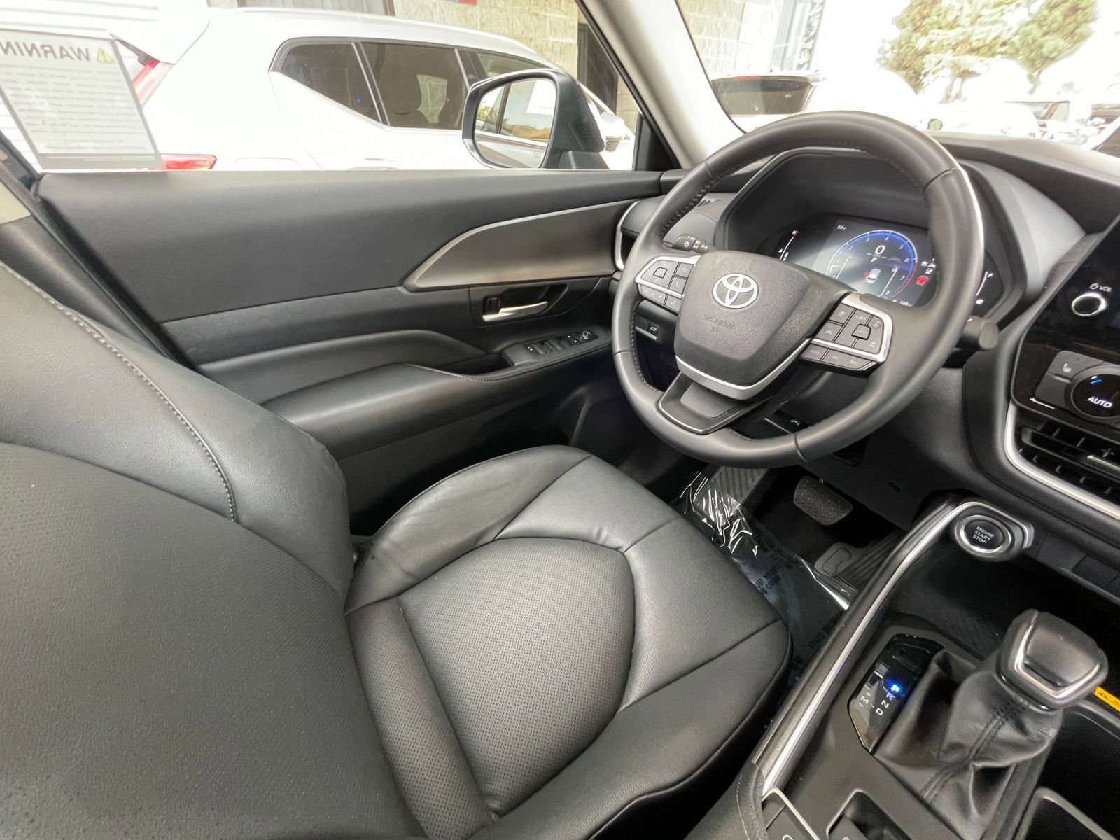 Thumbnail: 2025 Toyota Grand Highlander - 35