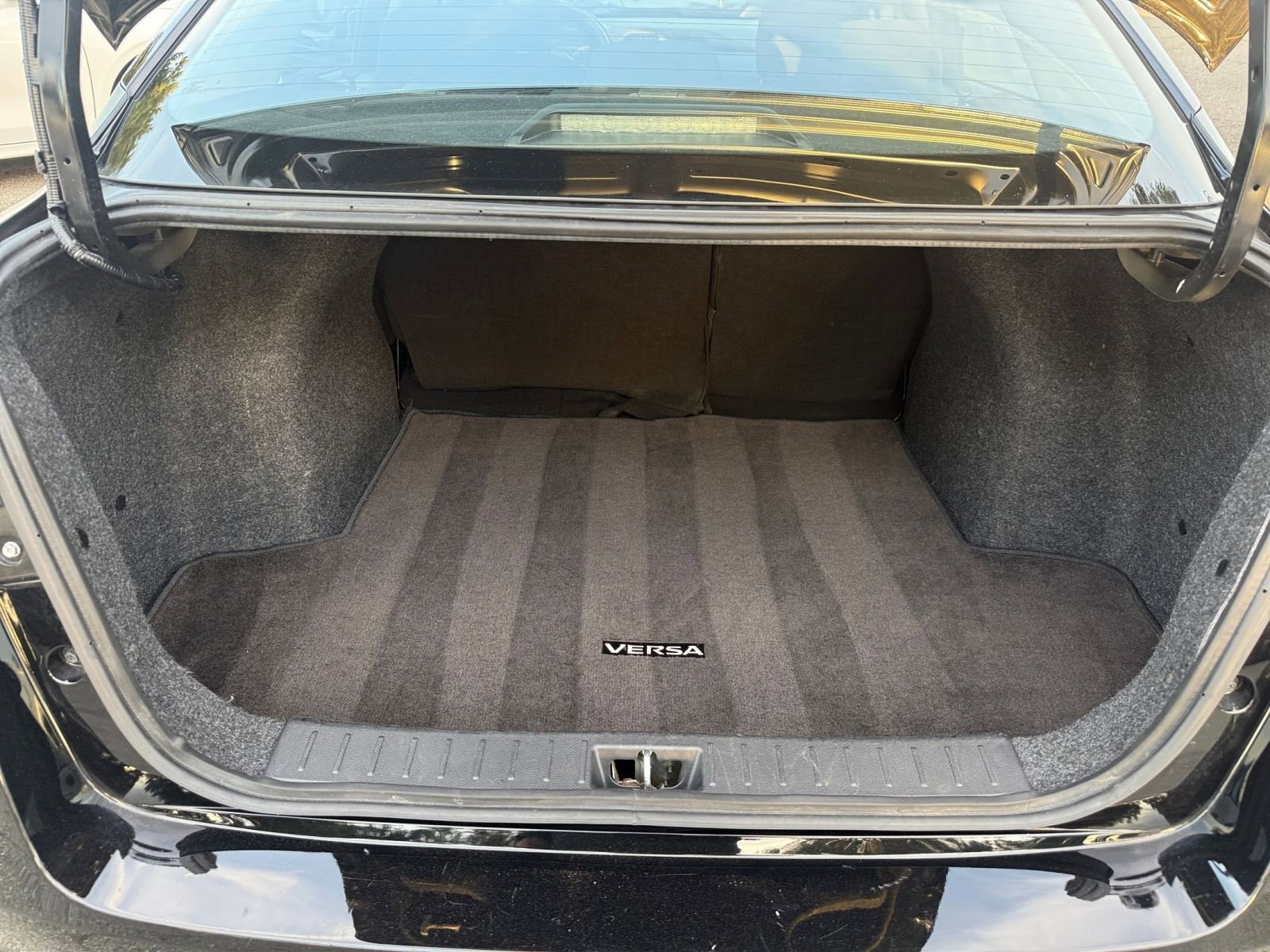 Thumbnail: 2025 Nissan Versa - 27