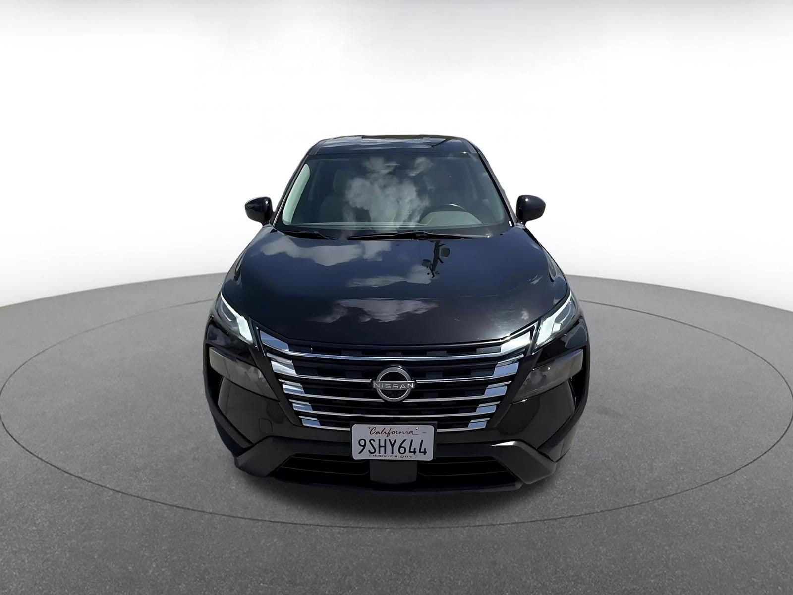 Thumbnail: 2025 Nissan Rogue - 4