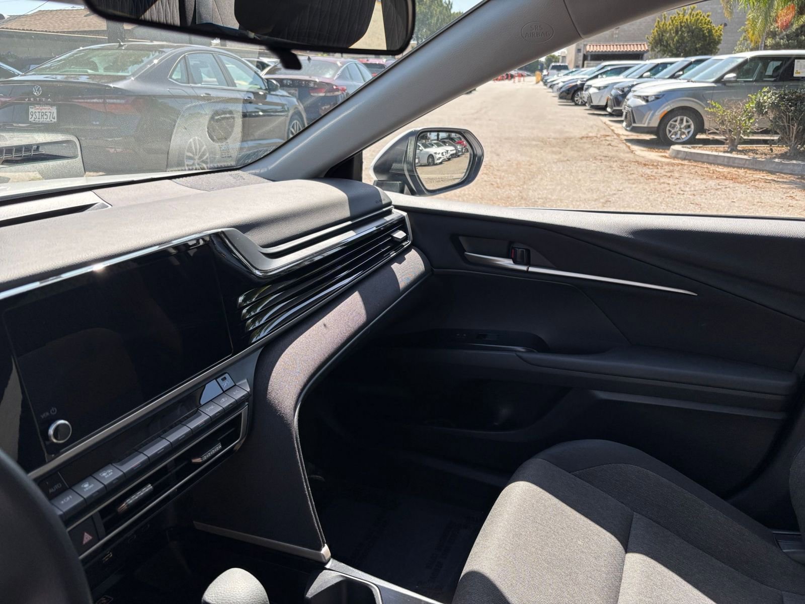 Thumbnail: 2025 Toyota Camry - 31