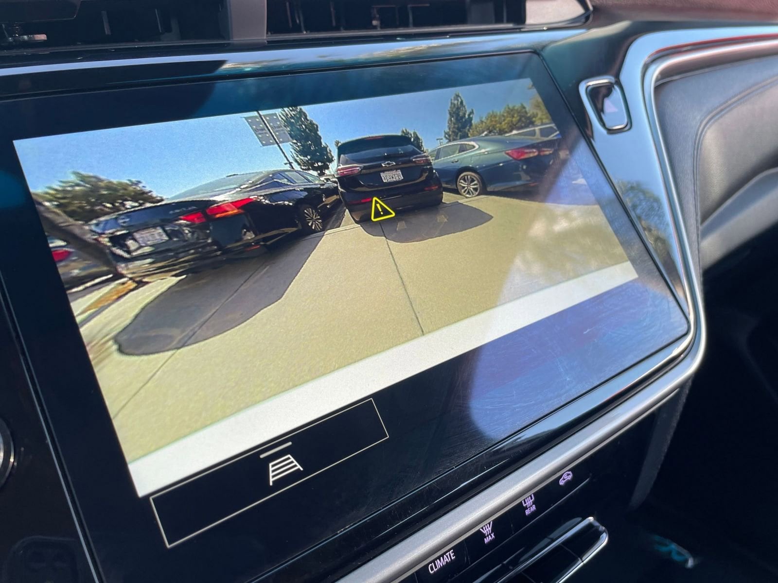 Thumbnail: 2023 Chevrolet Bolt EV - 17