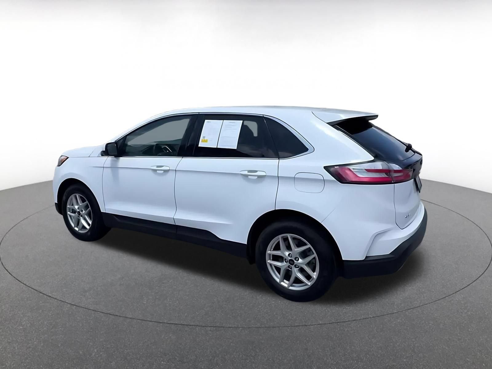Thumbnail: 2024 Ford Edge - 10