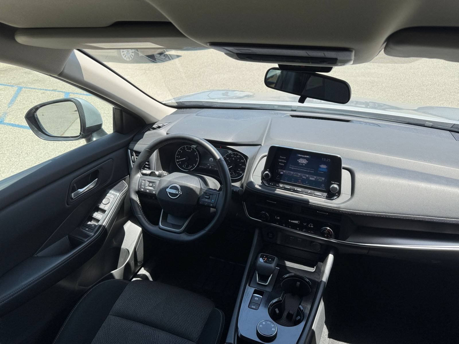 Thumbnail: 2025 Nissan Rogue - 31
