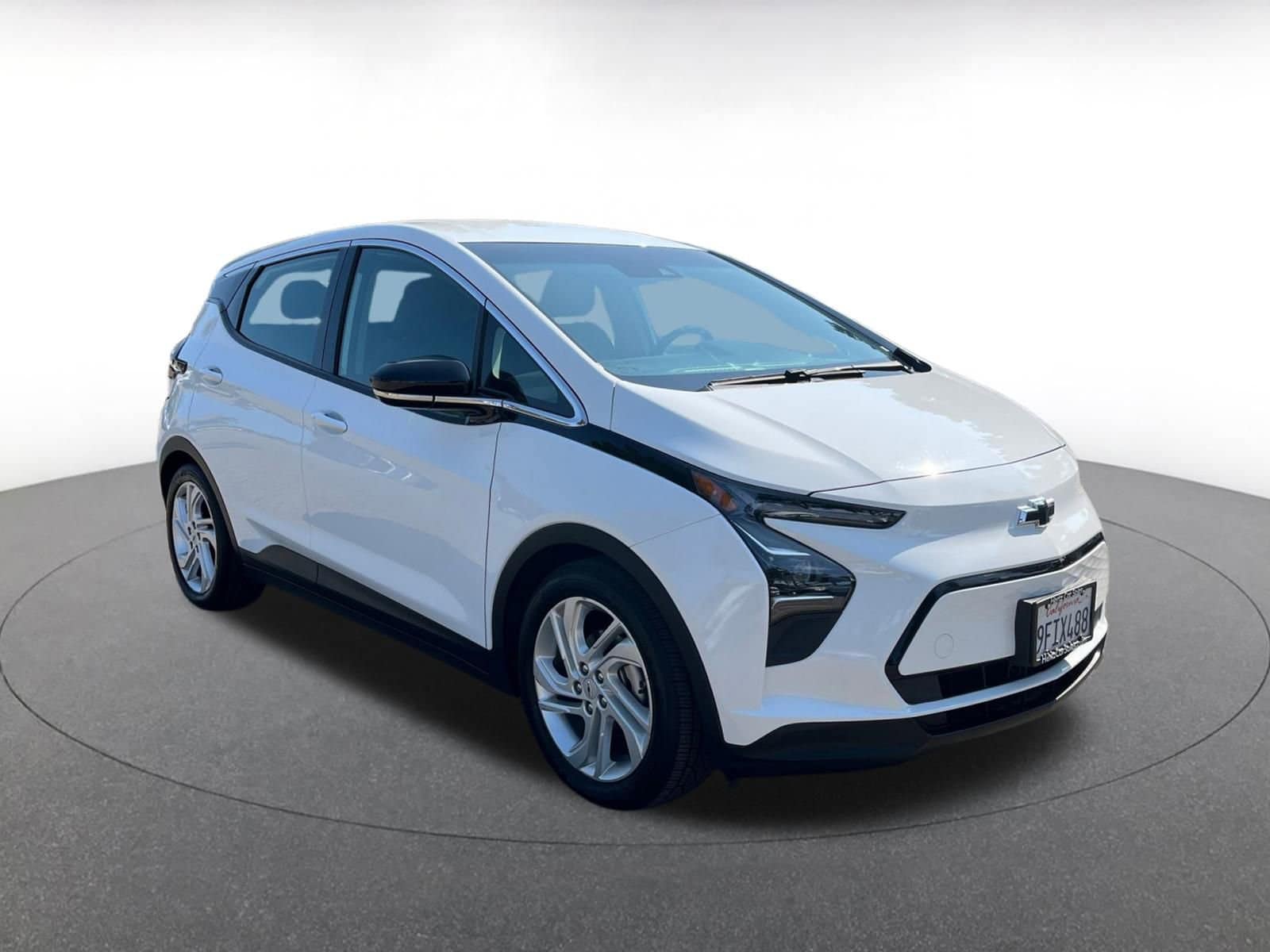 Thumbnail: 2023 Chevrolet Bolt EV - 1