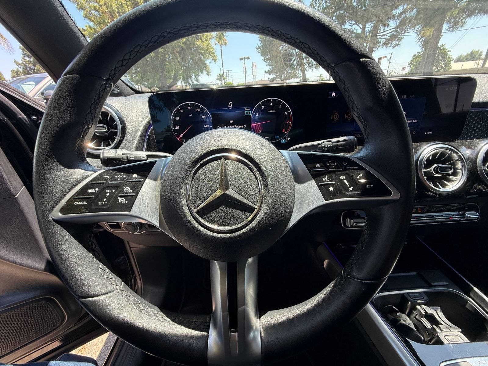 Thumbnail: 2025 Mercedes-Benz GLB - 25