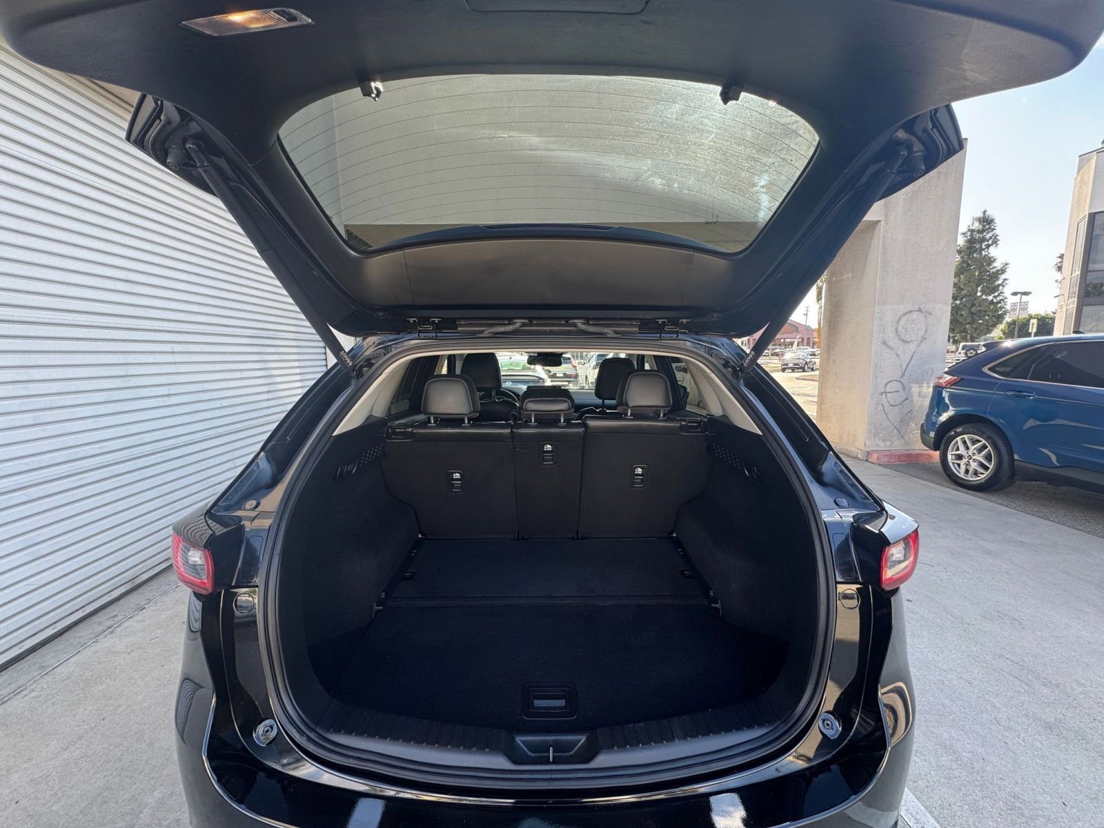 Thumbnail: 2025 Mazda CX-5 - 31