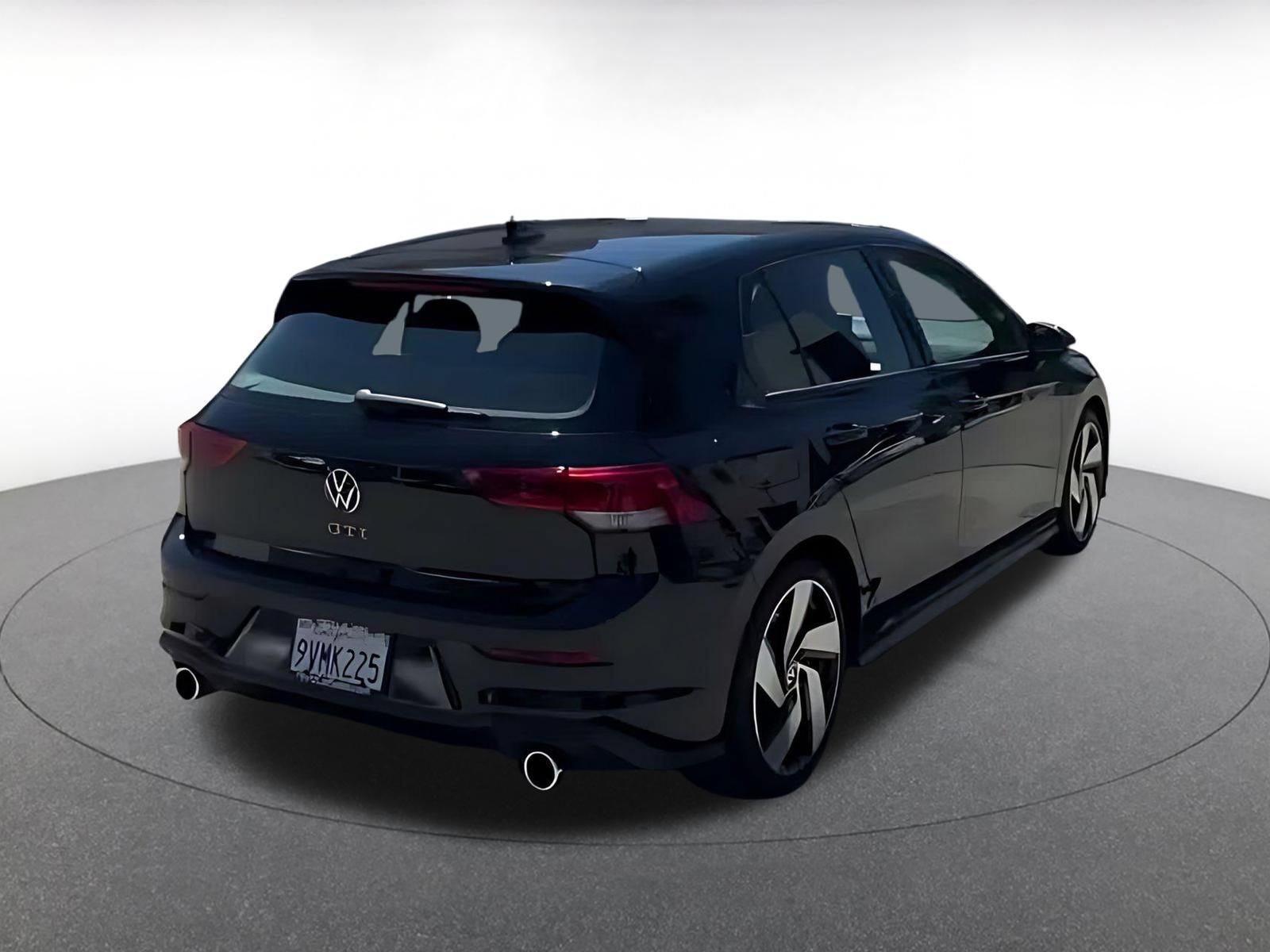 Thumbnail: 2026 Volkswagen Golf - 10