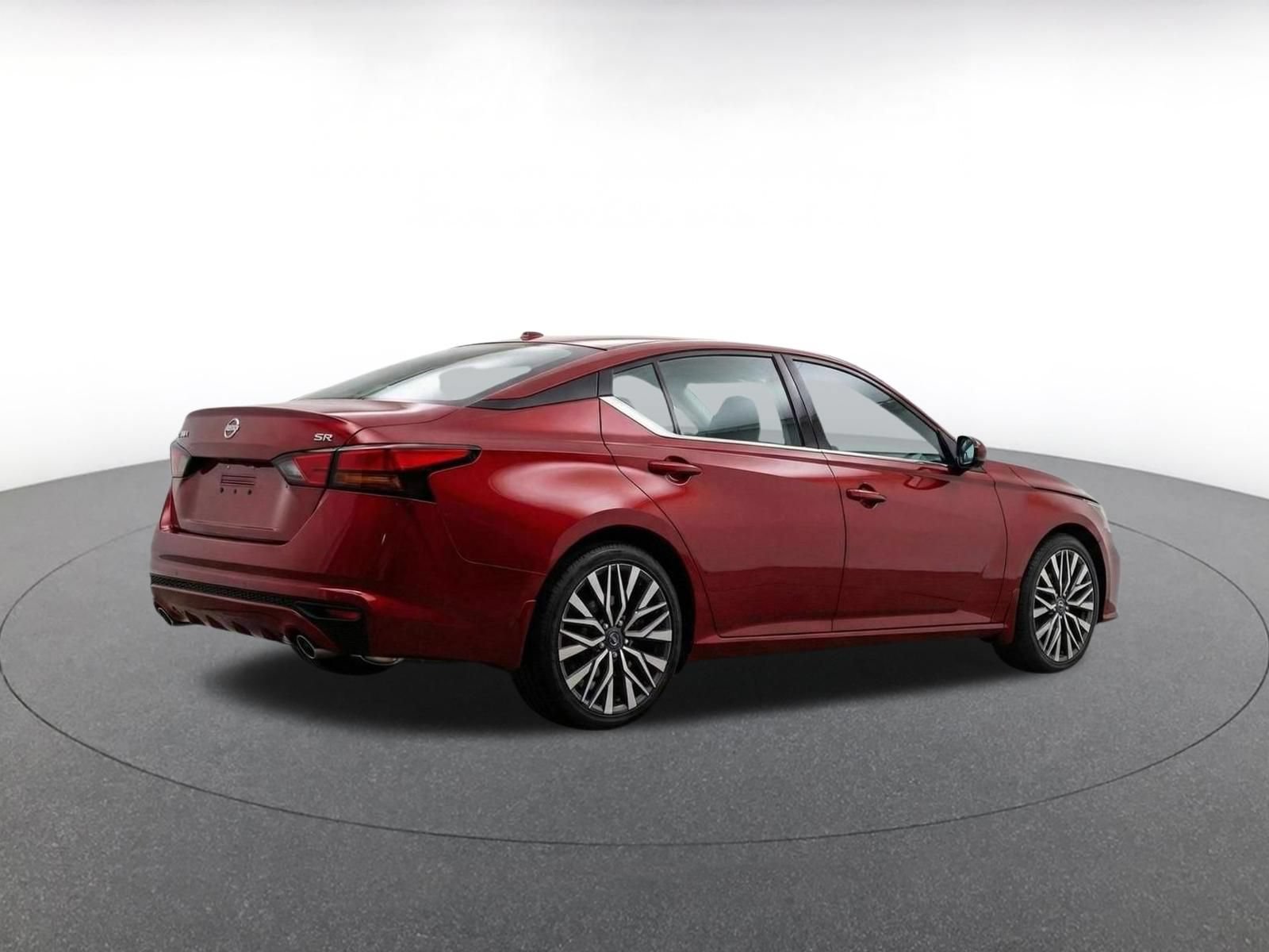 Thumbnail: 2025 Nissan Altima - 9
