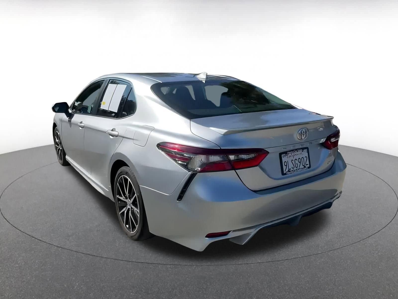 Thumbnail: 2024 Toyota Camry - 11
