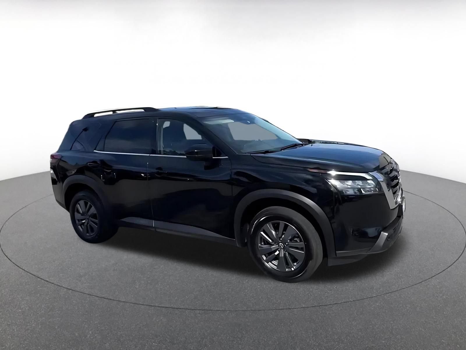 Thumbnail: 2025 Nissan Pathfinder - 2