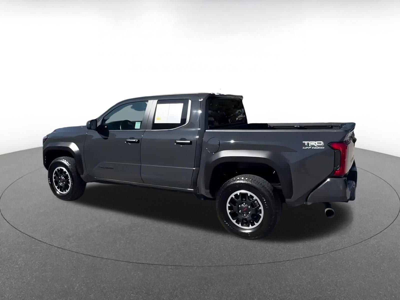 Thumbnail: 2025 Toyota Tacoma - 10