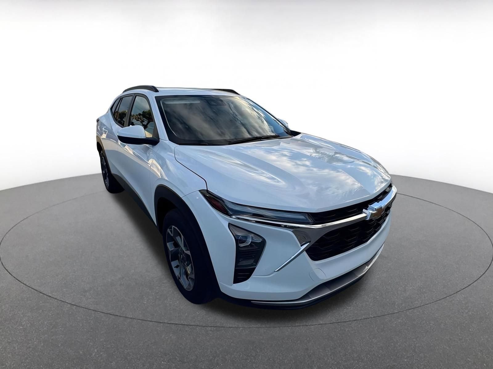 Thumbnail: 2025 Chevrolet Trax - 1