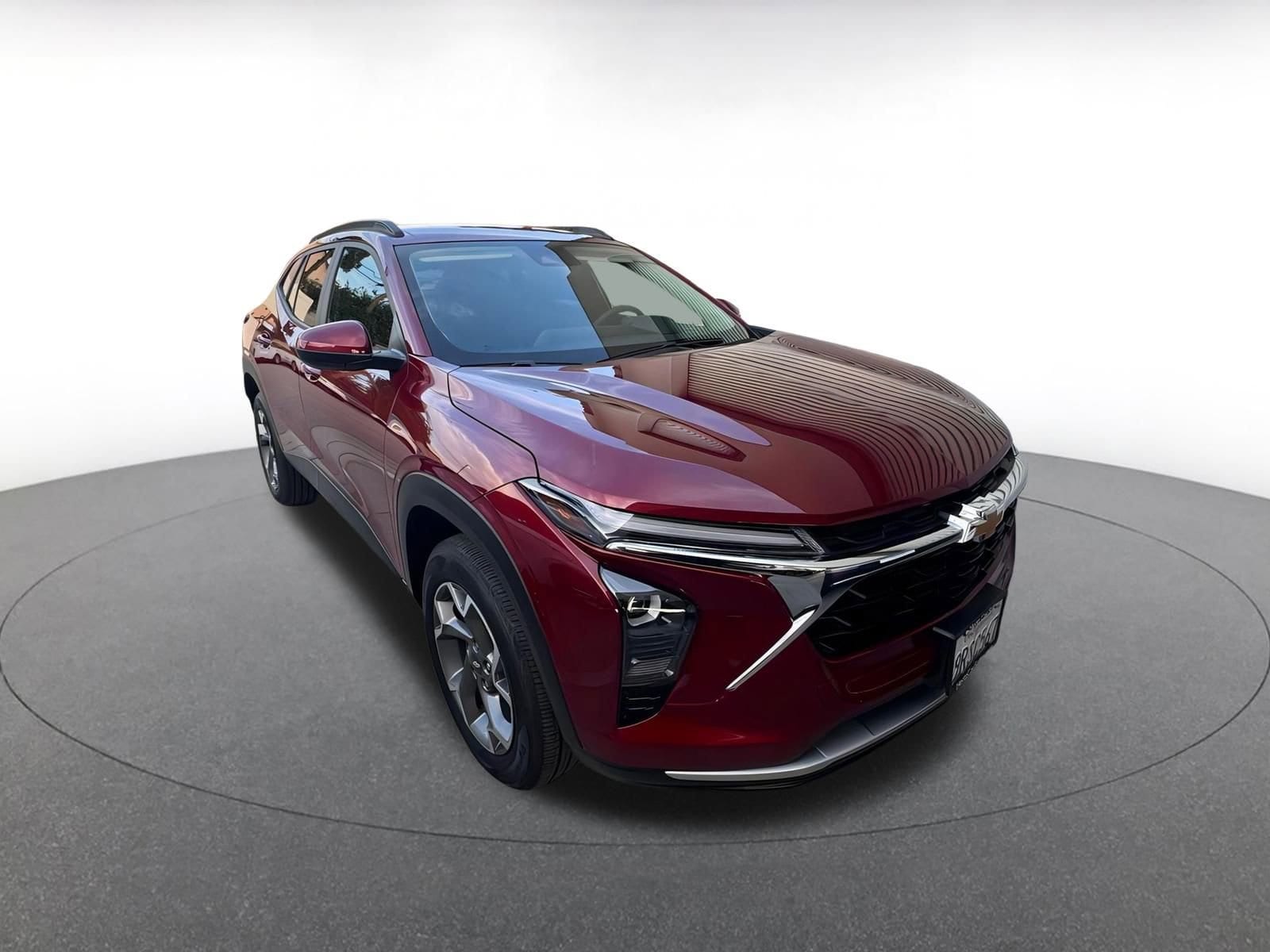 Thumbnail: 2025 Chevrolet Trax - 1