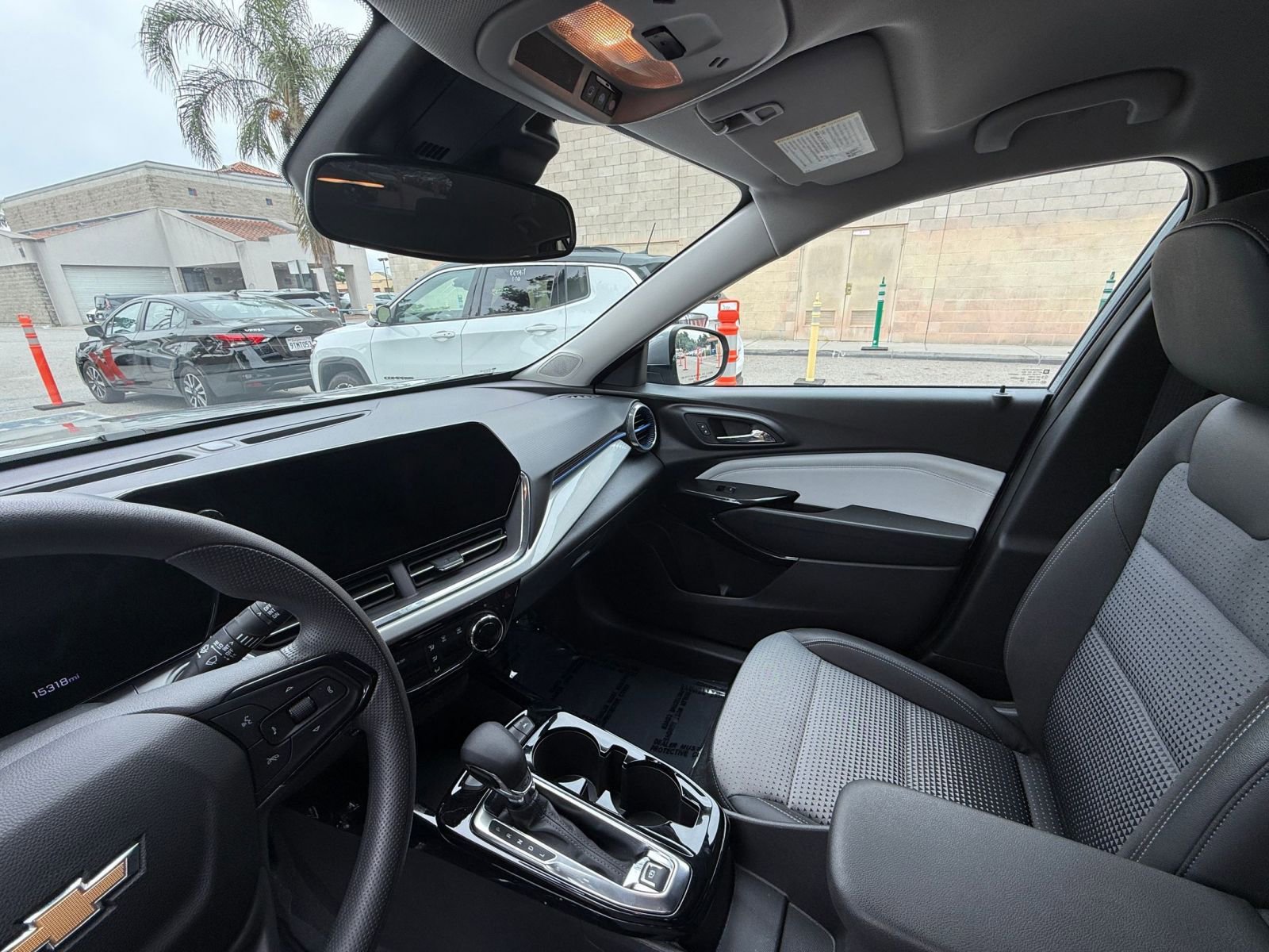 Thumbnail: 2025 Chevrolet Trax - 32