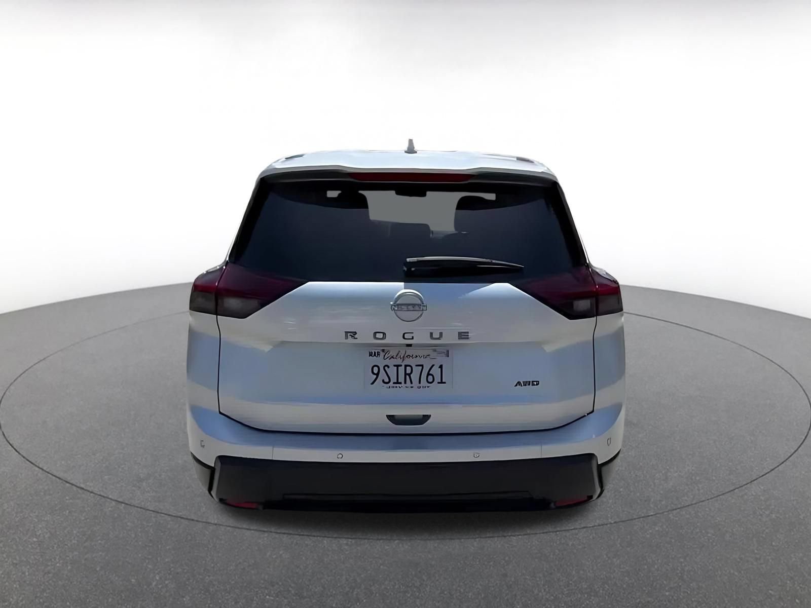 Thumbnail: 2025 Nissan Rogue - 10
