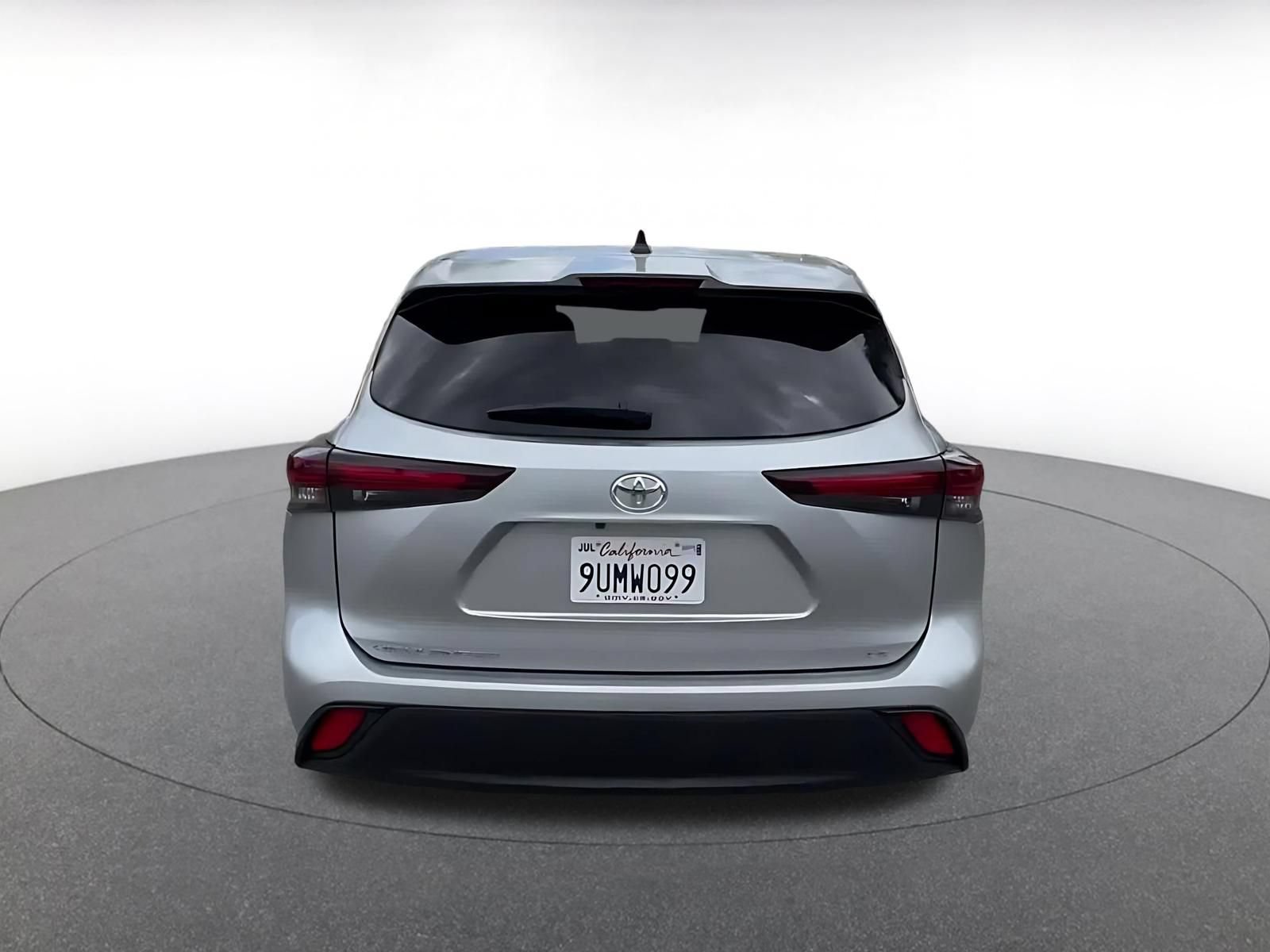 Thumbnail: 2025 Toyota Highlander - 10