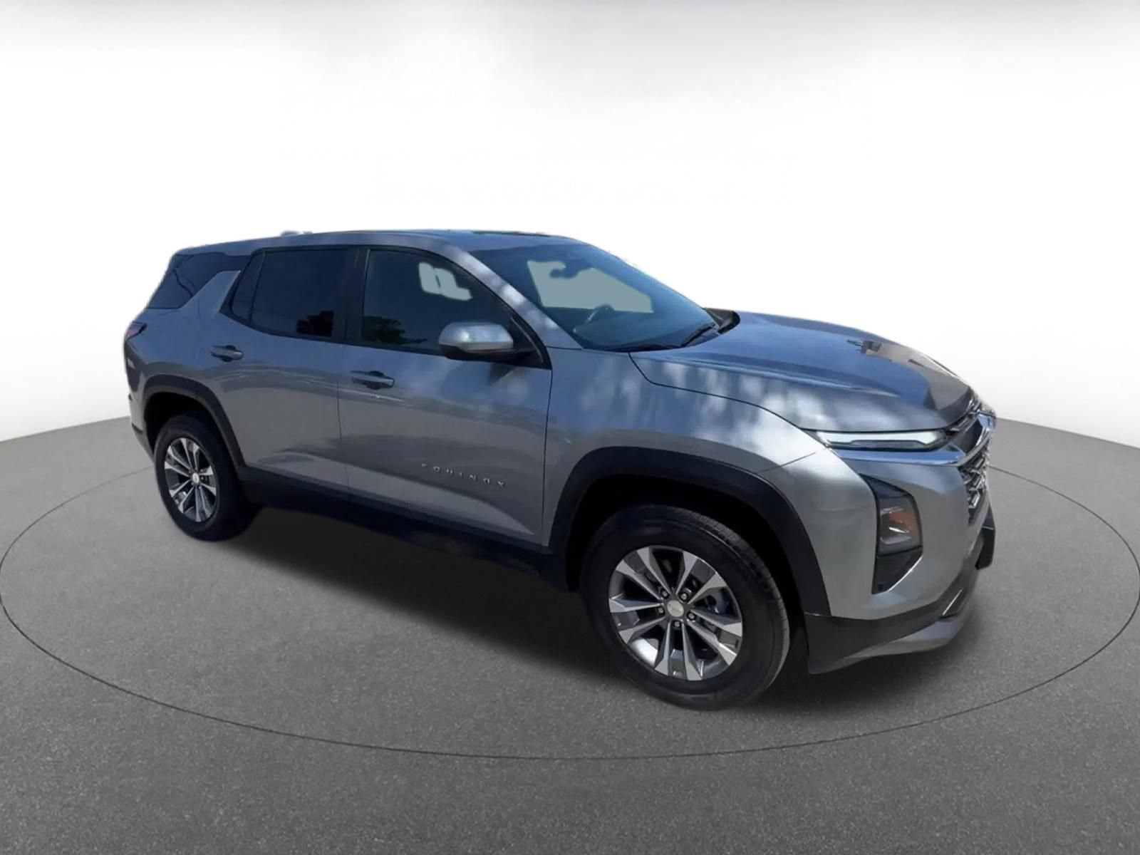 Thumbnail: 2025 Chevrolet Equinox - 2