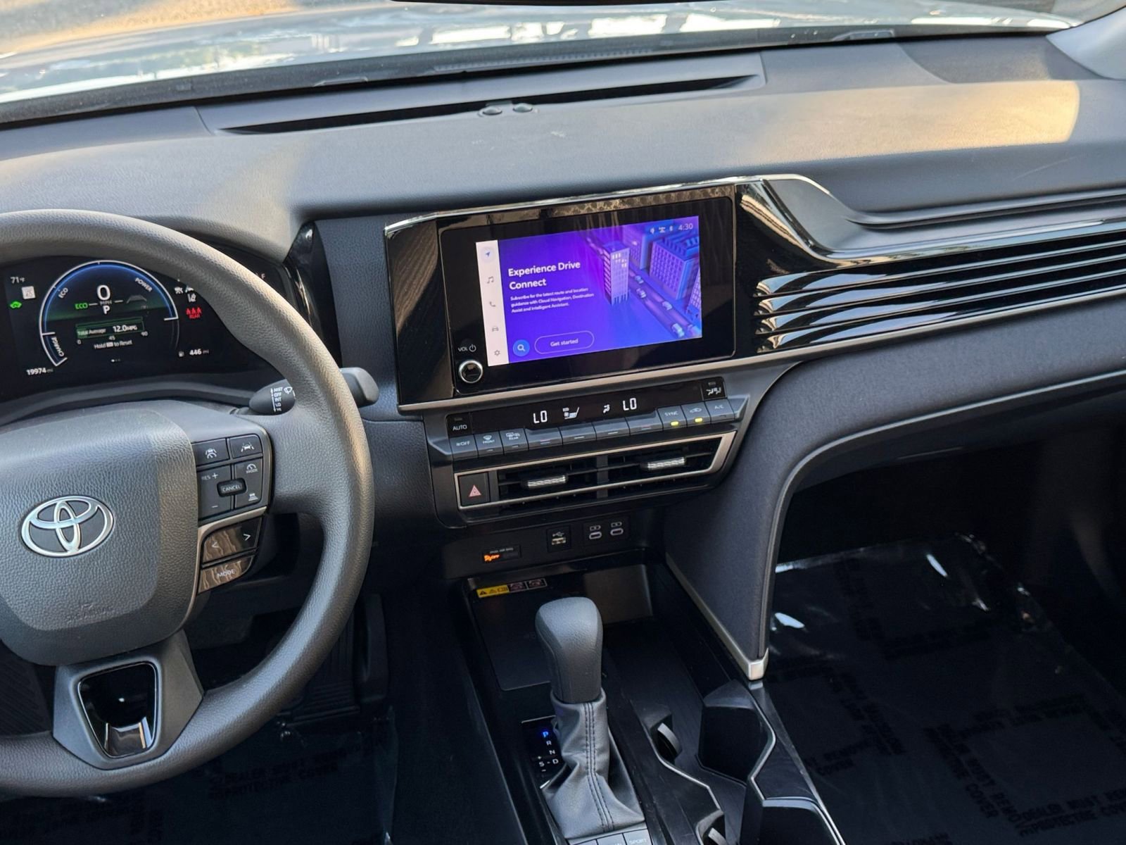 Thumbnail: 2025 Toyota Camry - 21