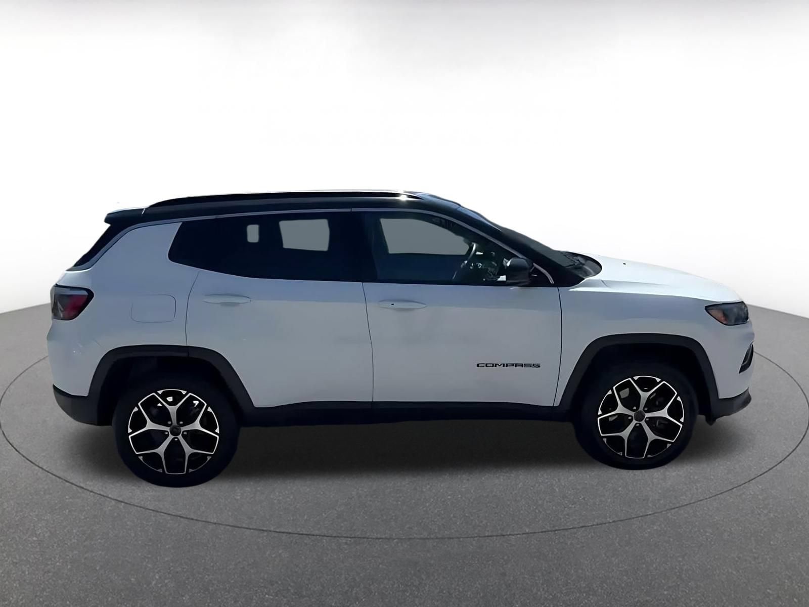 Thumbnail: 2025 Jeep Compass - 13