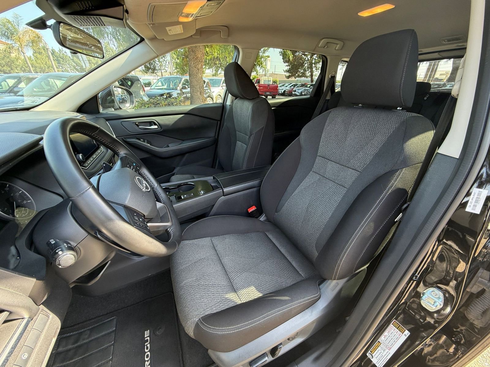 Thumbnail: 2025 Nissan Rogue - 34