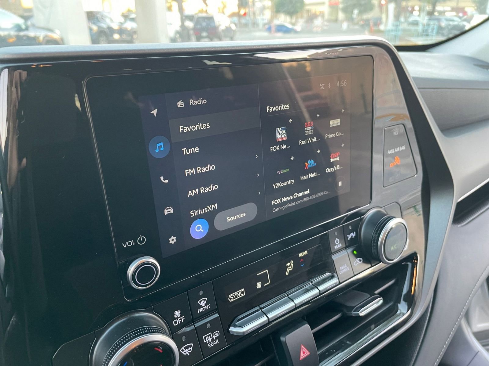 Thumbnail: 2025 Toyota Highlander - 21