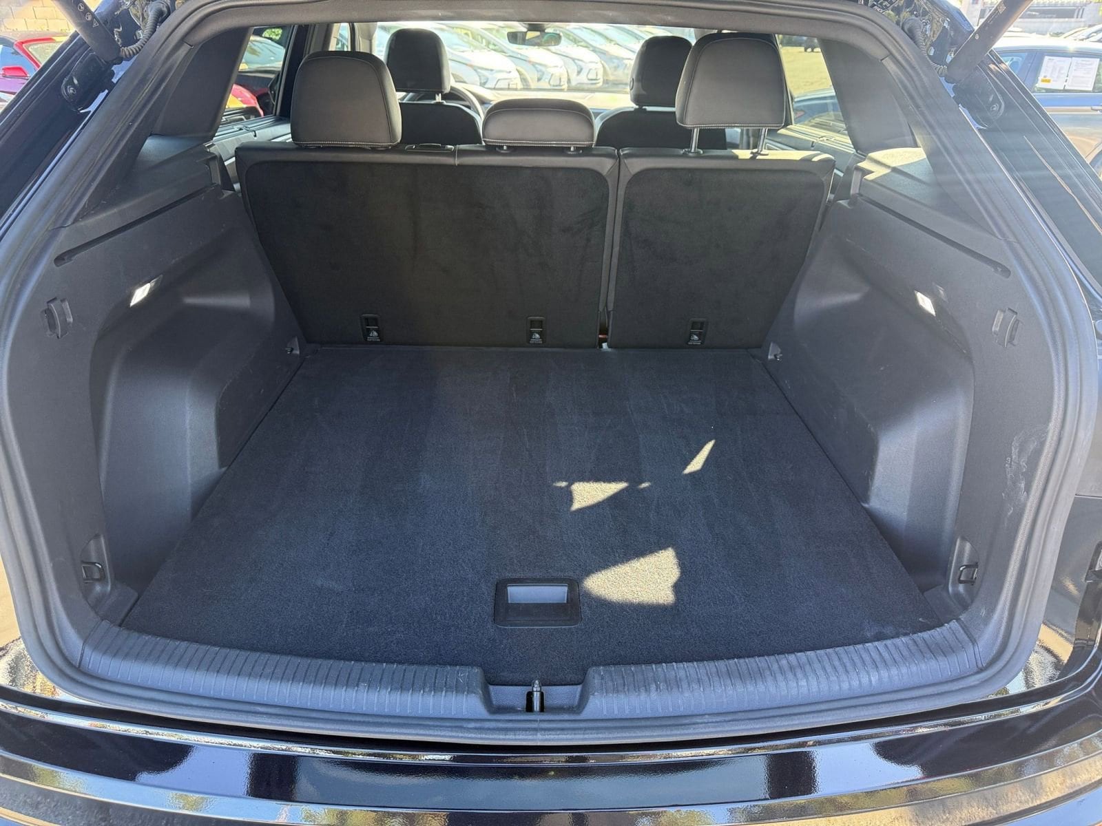 Thumbnail: 2025 Volkswagen Atlas - 27